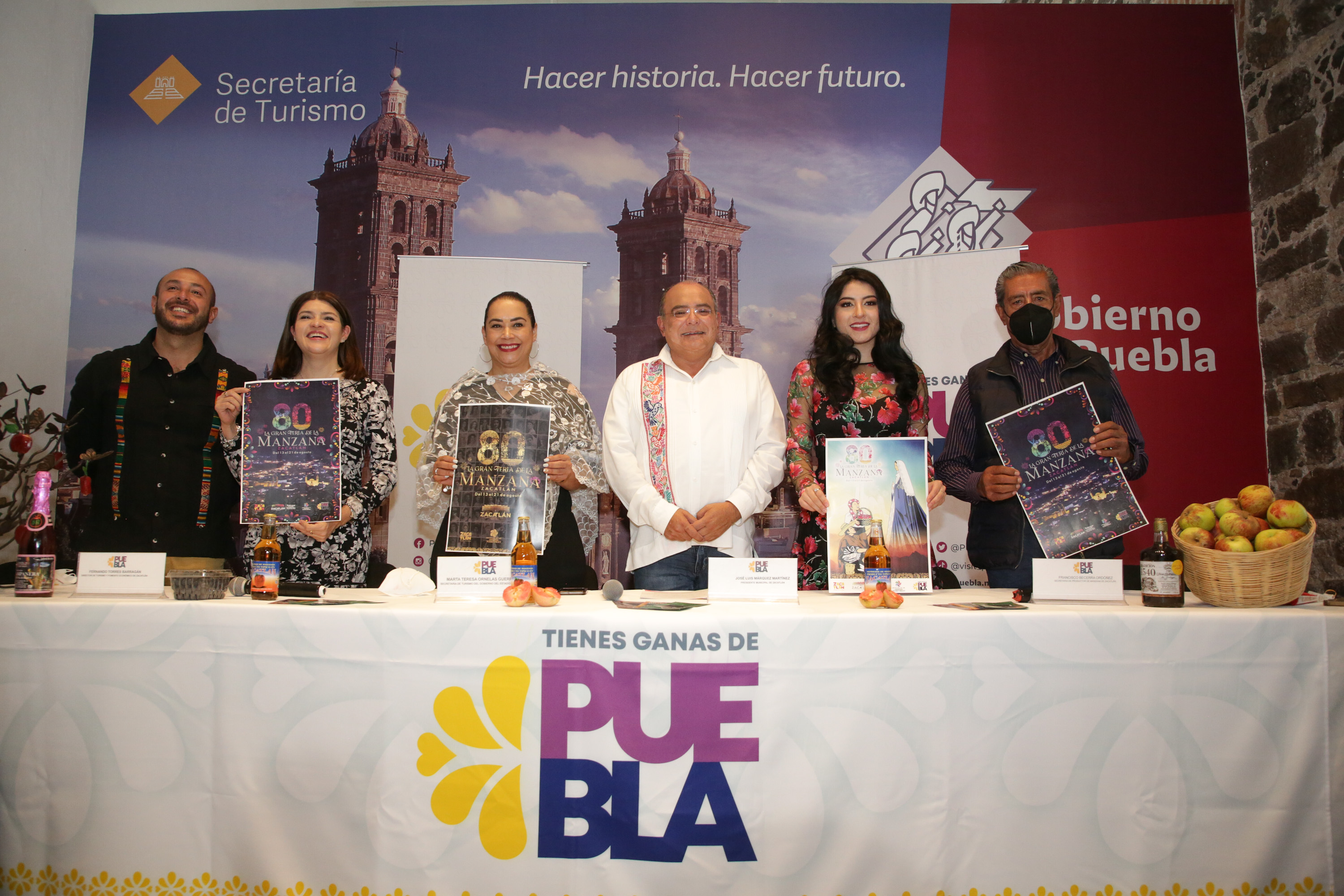 Presentan la Feria de la Manzana en Zacatlán