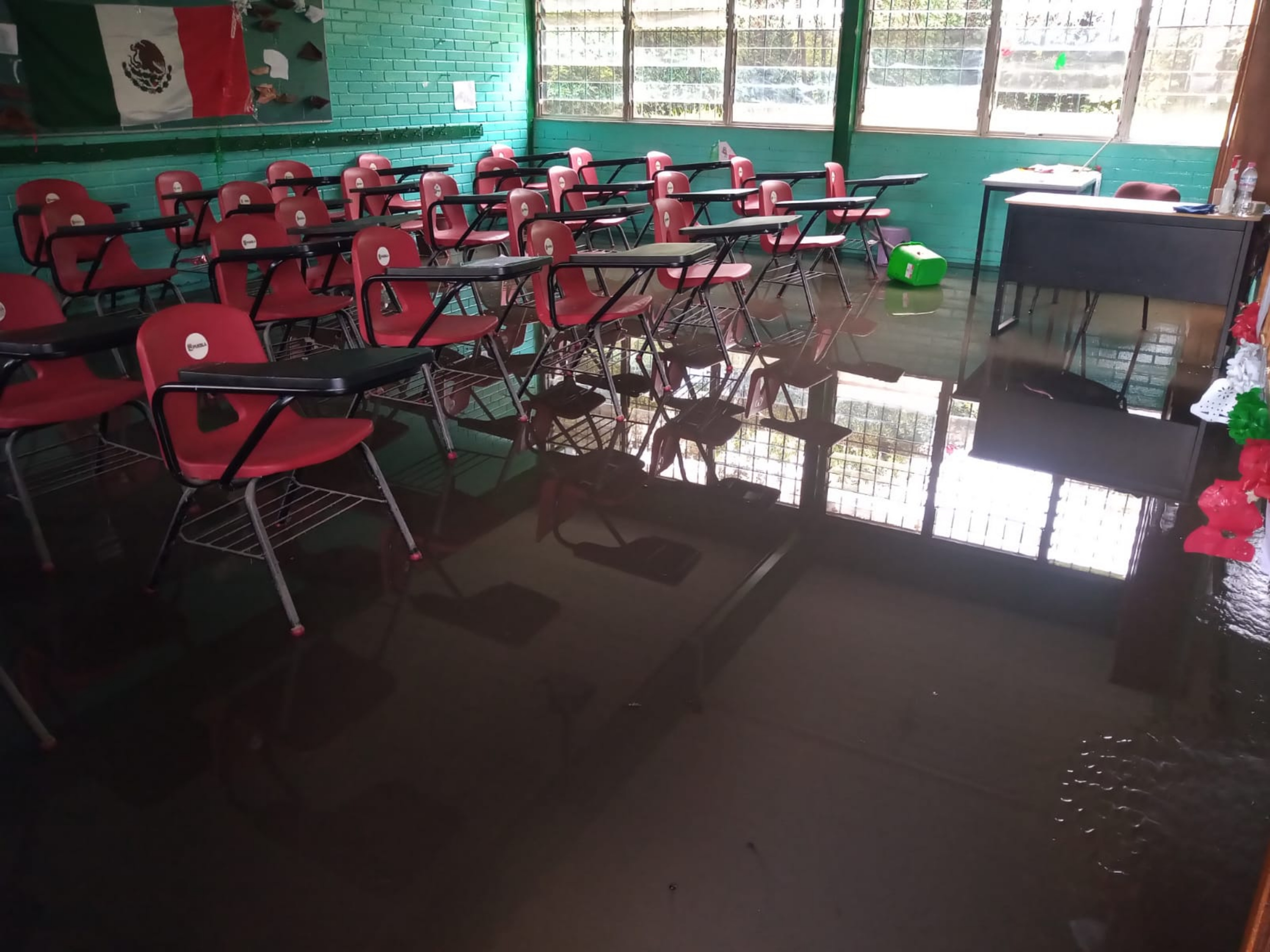 Reporta SEP 10 escuelas con afectaciones por sismo y fuertes lluvias en Puebla capital