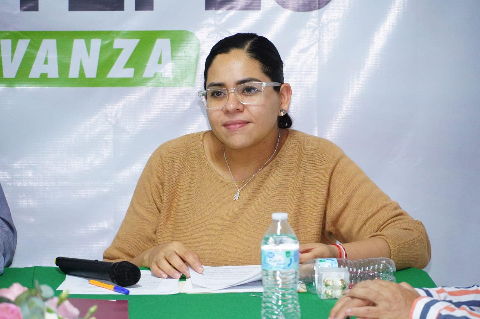 Lupita Vargas renuncia a la alcaldía de Xicotepec rumbo a su diputación local