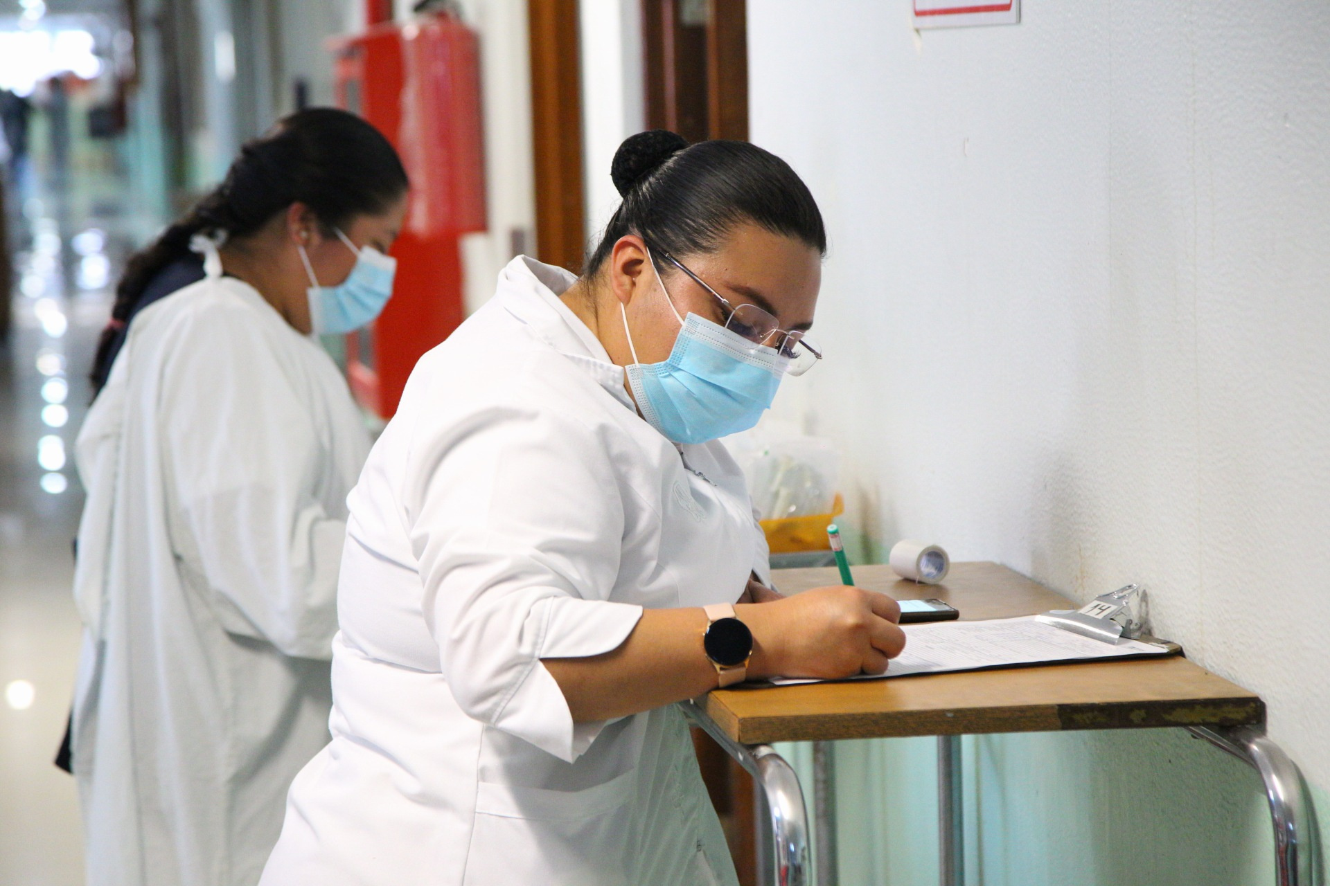 Habrá aumento salarial del 9% a los trabajadores de la salud