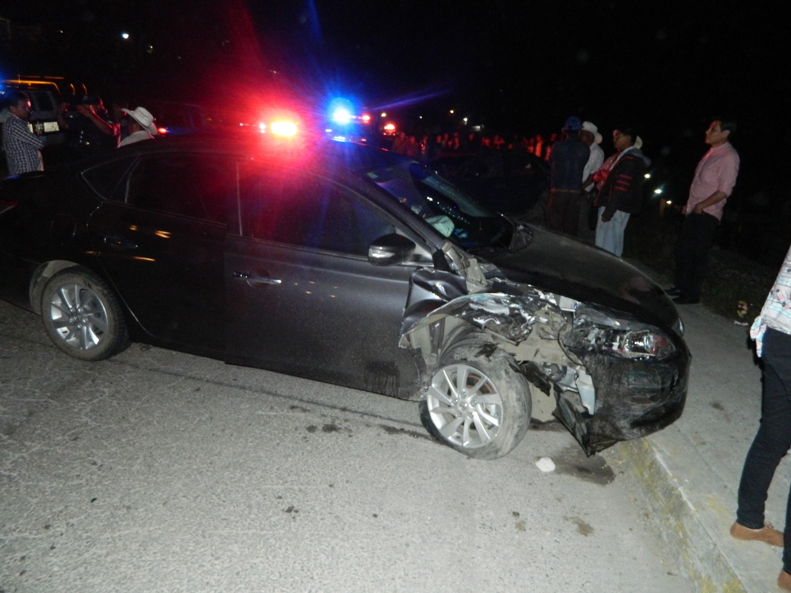 Choque entre autos deja un par de heridos en Xicotepec