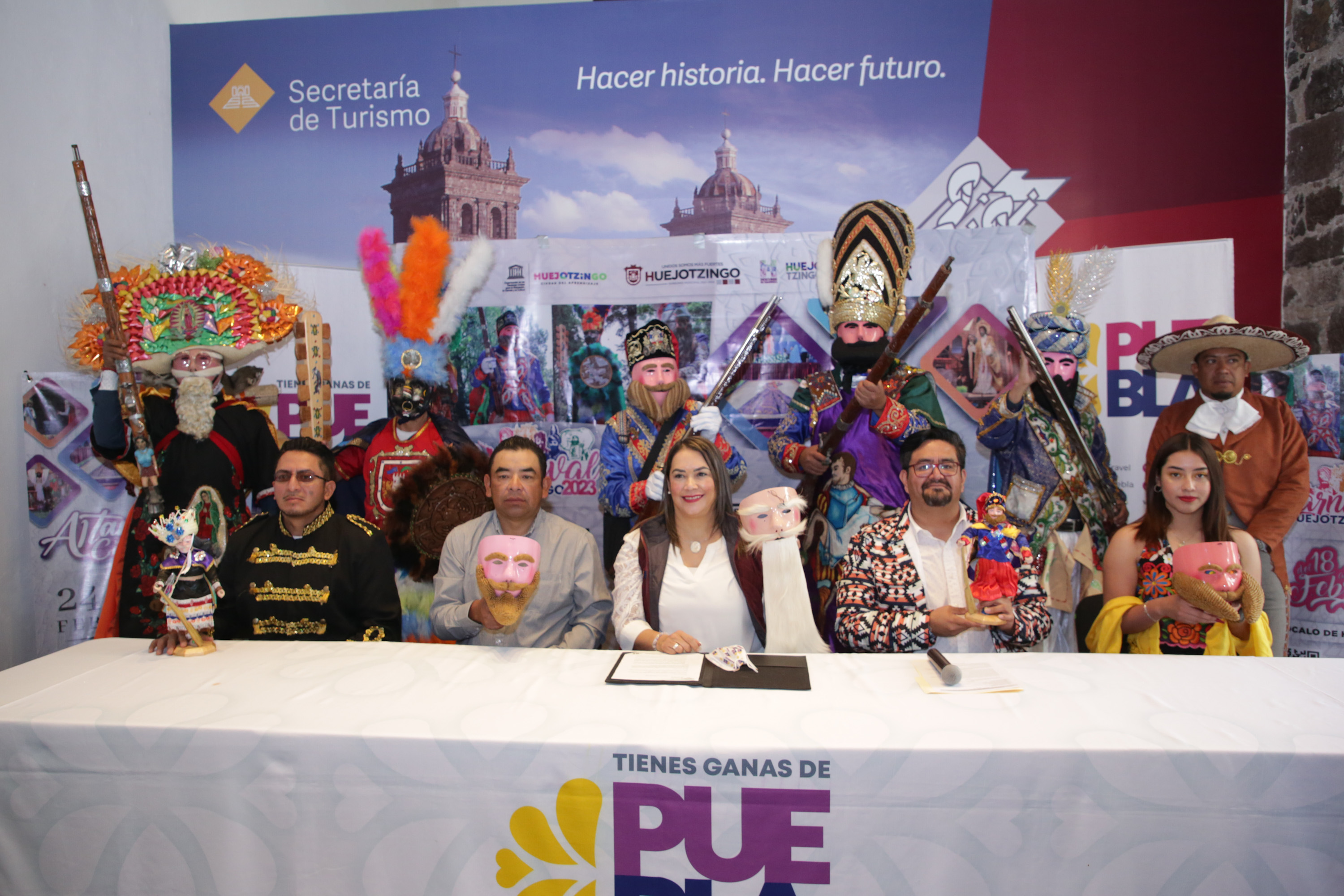 VIDEO Esperan a 100 mil visitantes en el Carnaval de Huejotzingo