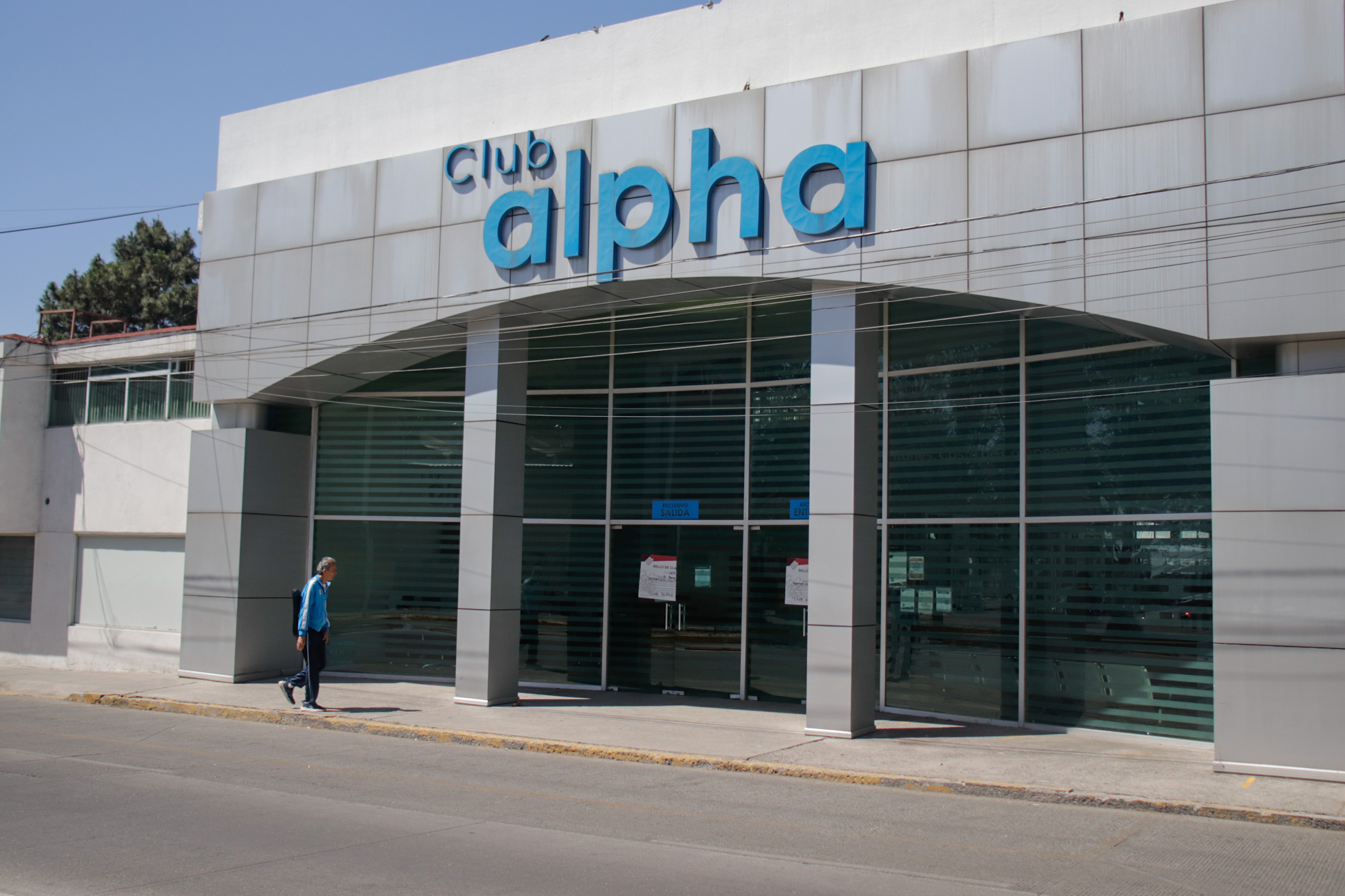 Socia del Alpha 2 denuncia presunto acoso en sus instalaciones 
