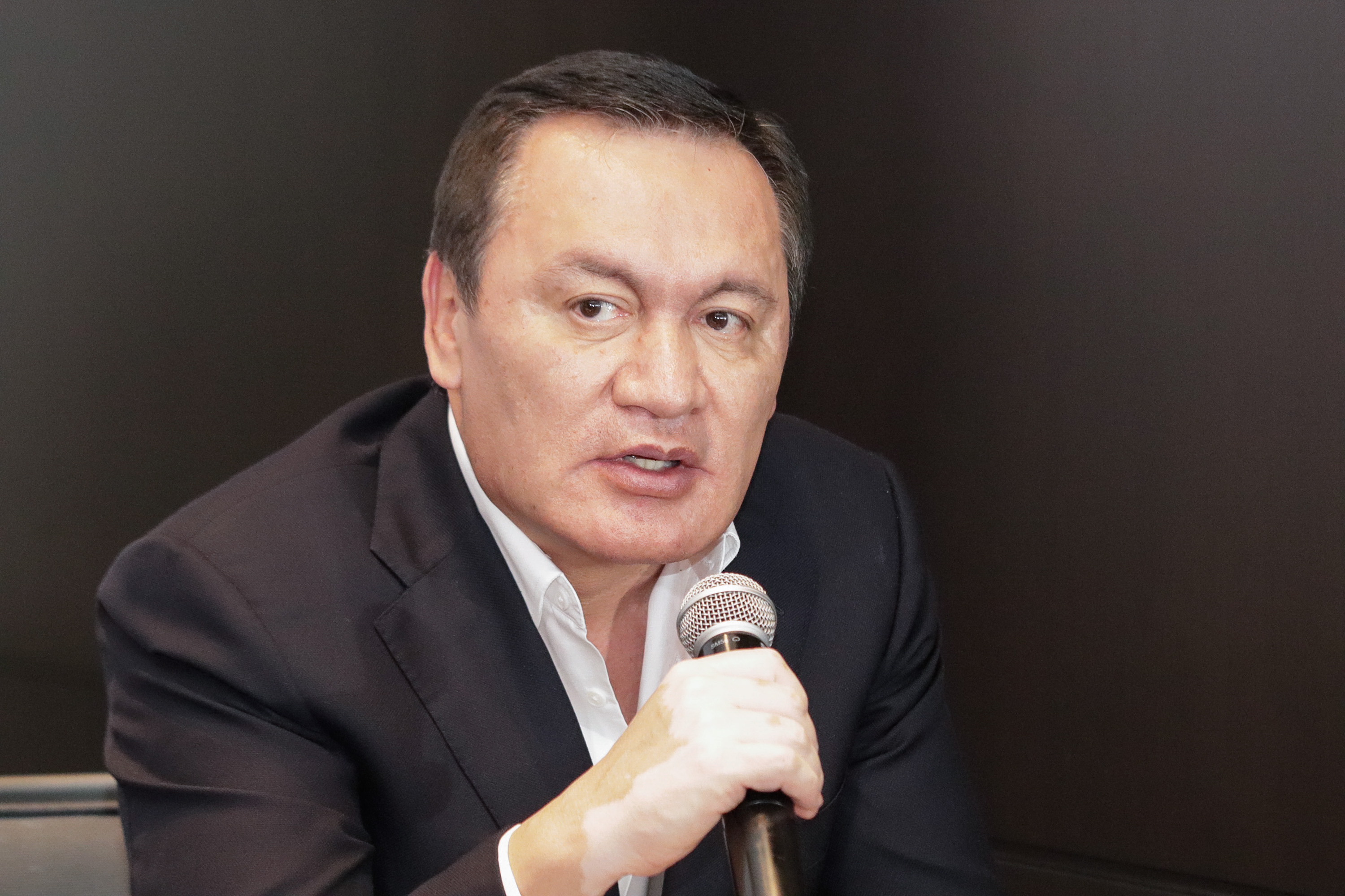 Osorio Chong tacha de mentiroso al dirigente del PRI, Alejandro Moreno