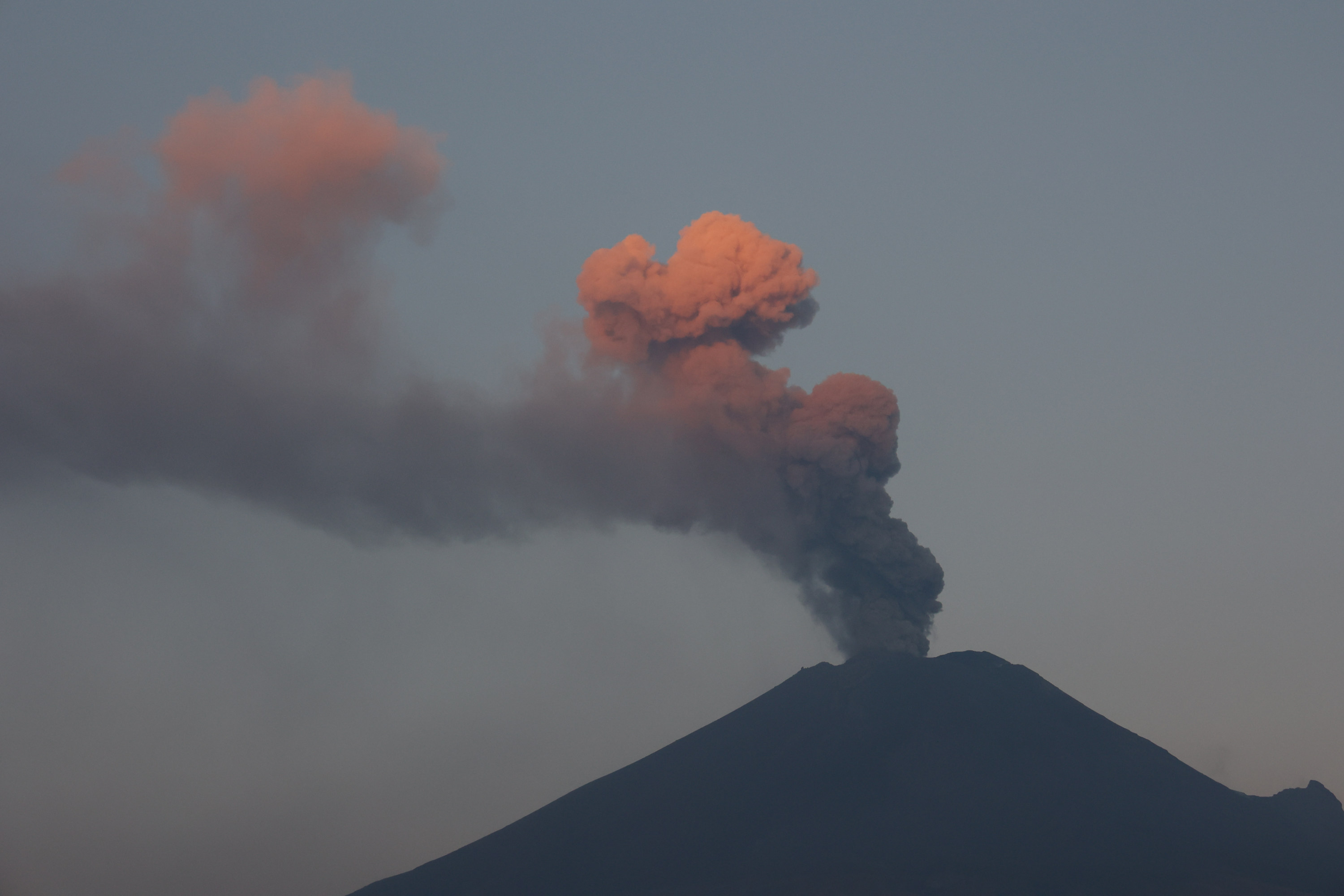 Erupción del Popocatépetl afectaría a 25 millones de personas