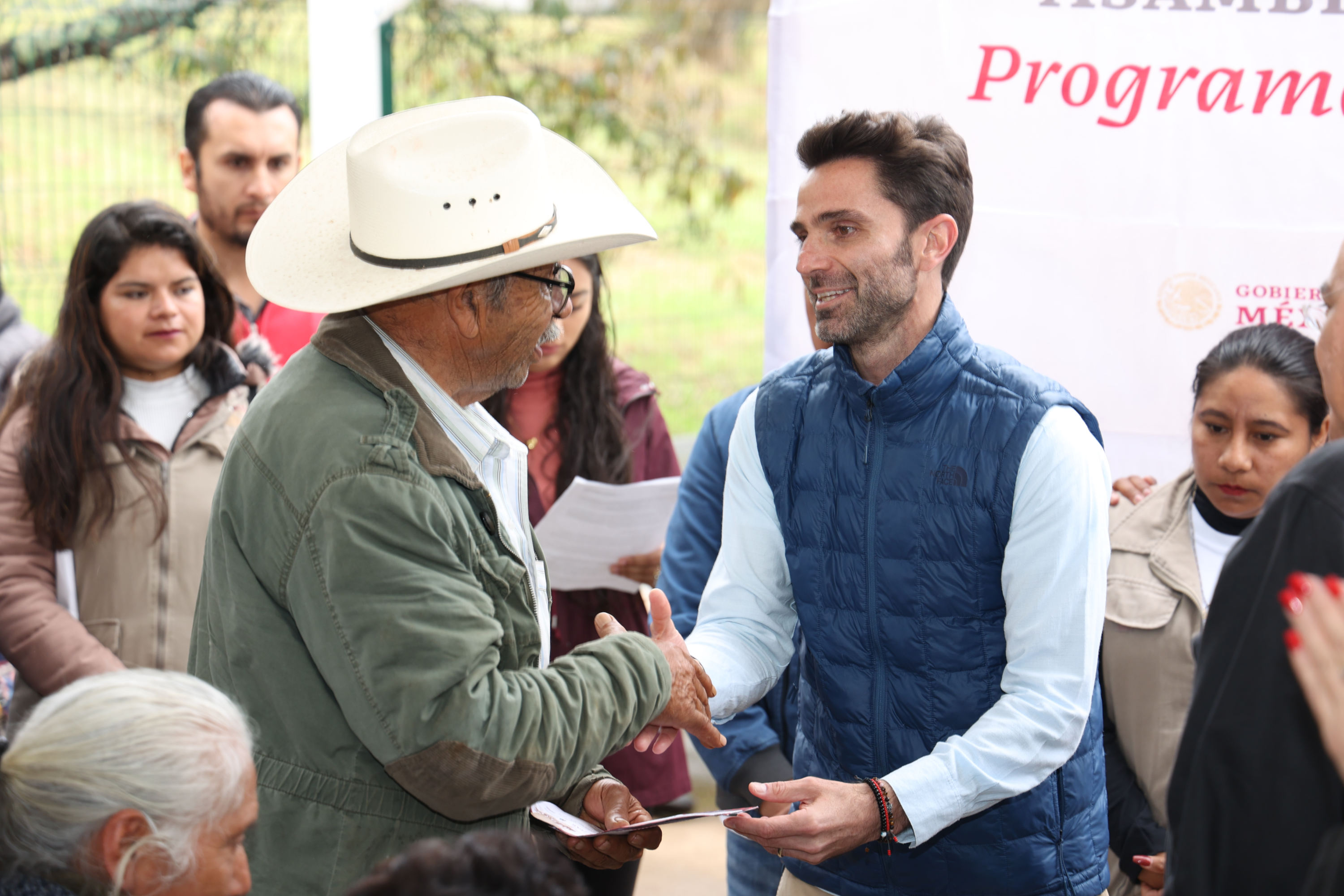 VIDEO Supervisa Rodrigo Abdala programas del Bienestar