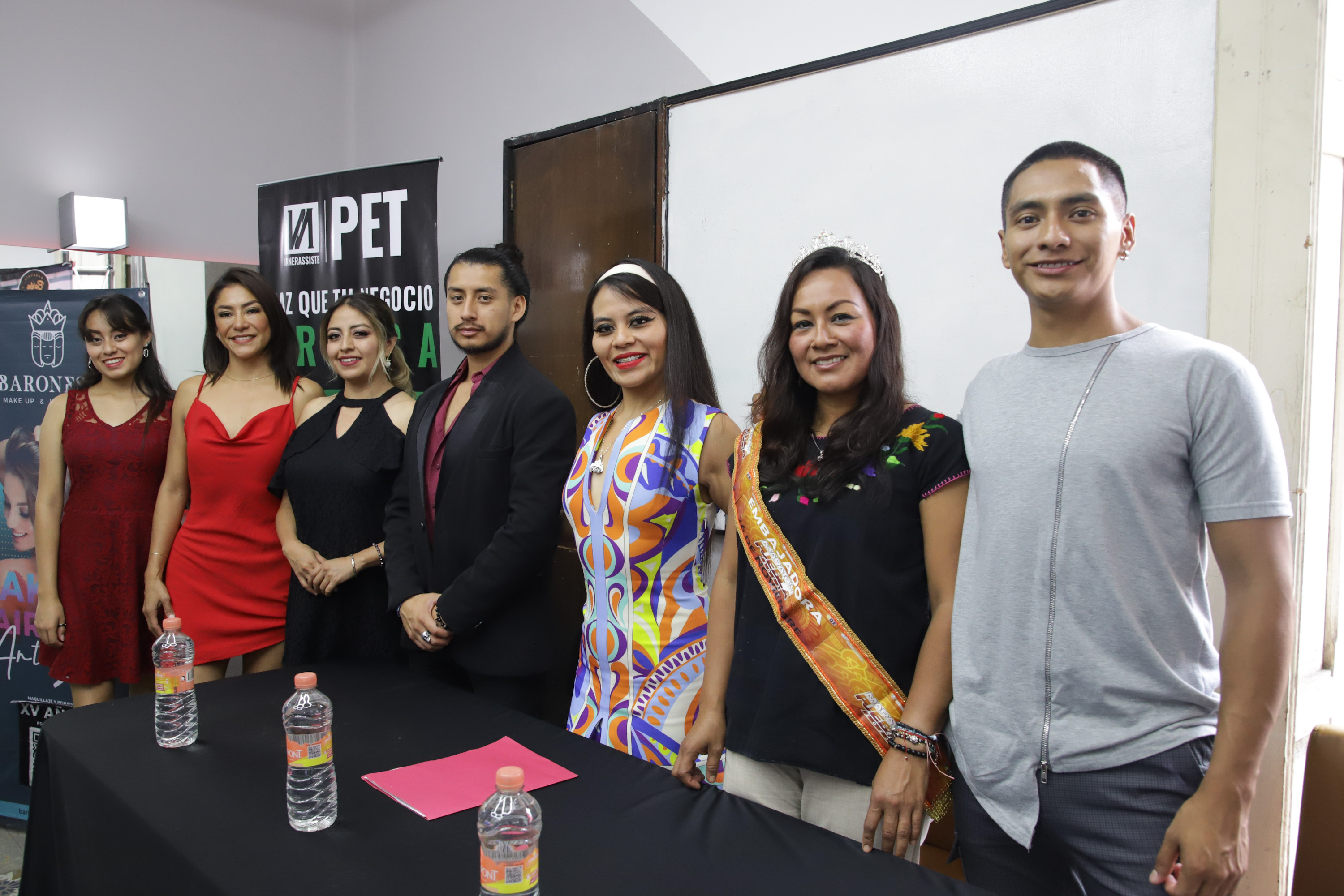 VIDEO Presentan la Carrera Ayudando Una Patita