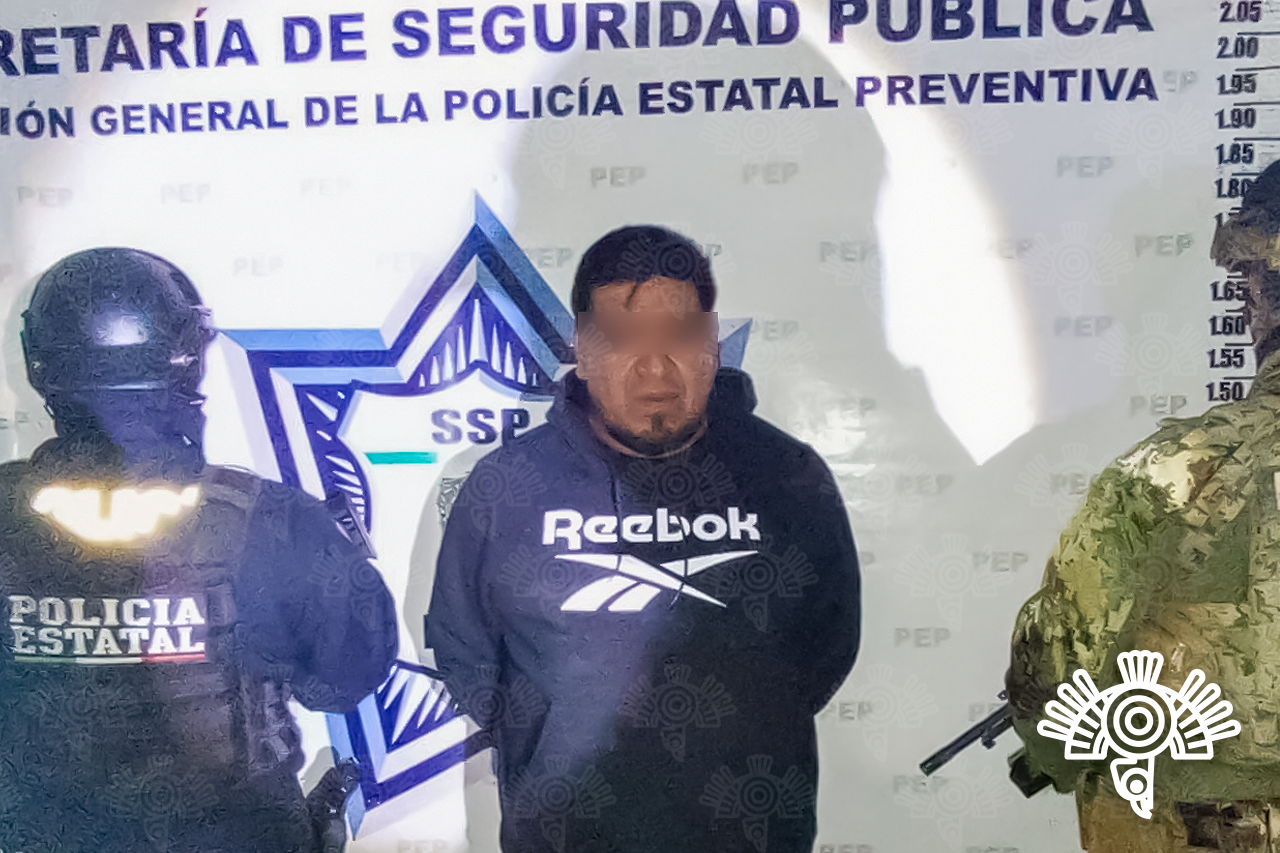 Cae Jaime con arma 9 milímetros y cartuchos en calles de San Miguel Canoa
