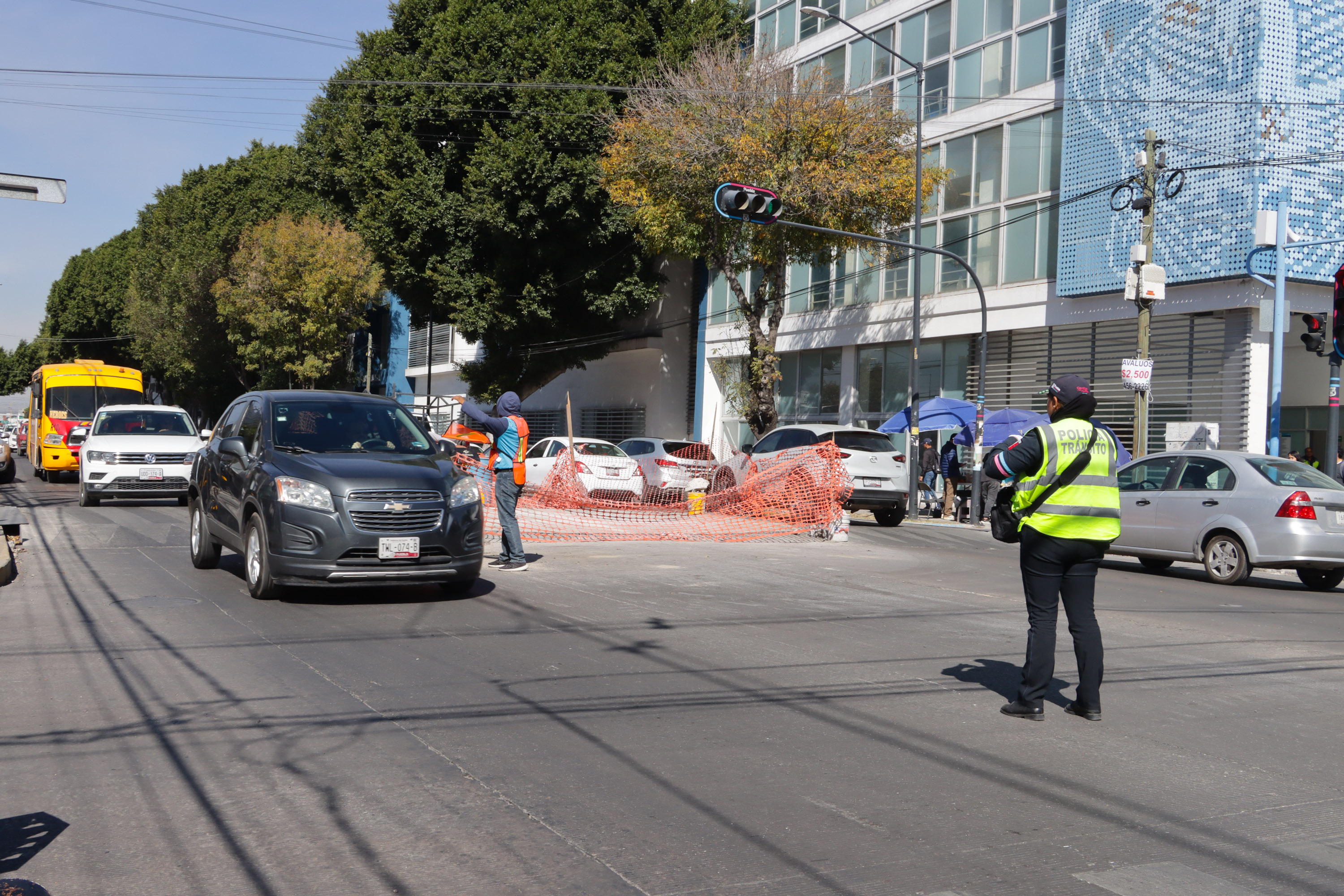 VIDEO Afinan detalles de rehabilitación en el tope de la 31 Poniente