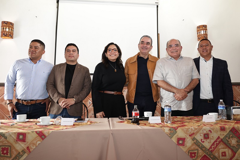 Ahora renuncian a su militancia cinco alcaldes del PRI en Puebla