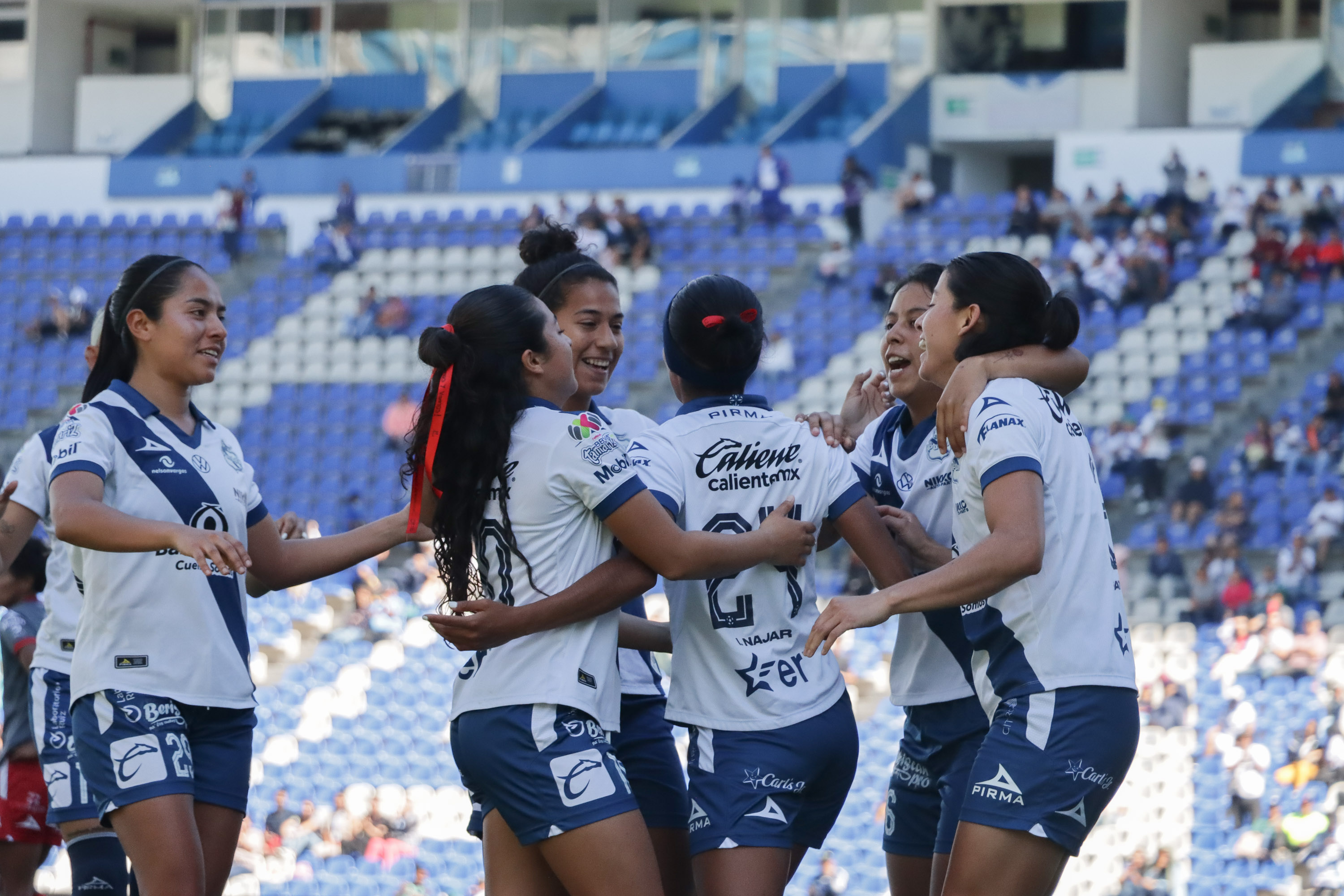 VIDEO Puebla fulminó a Necaxa con un Rayo