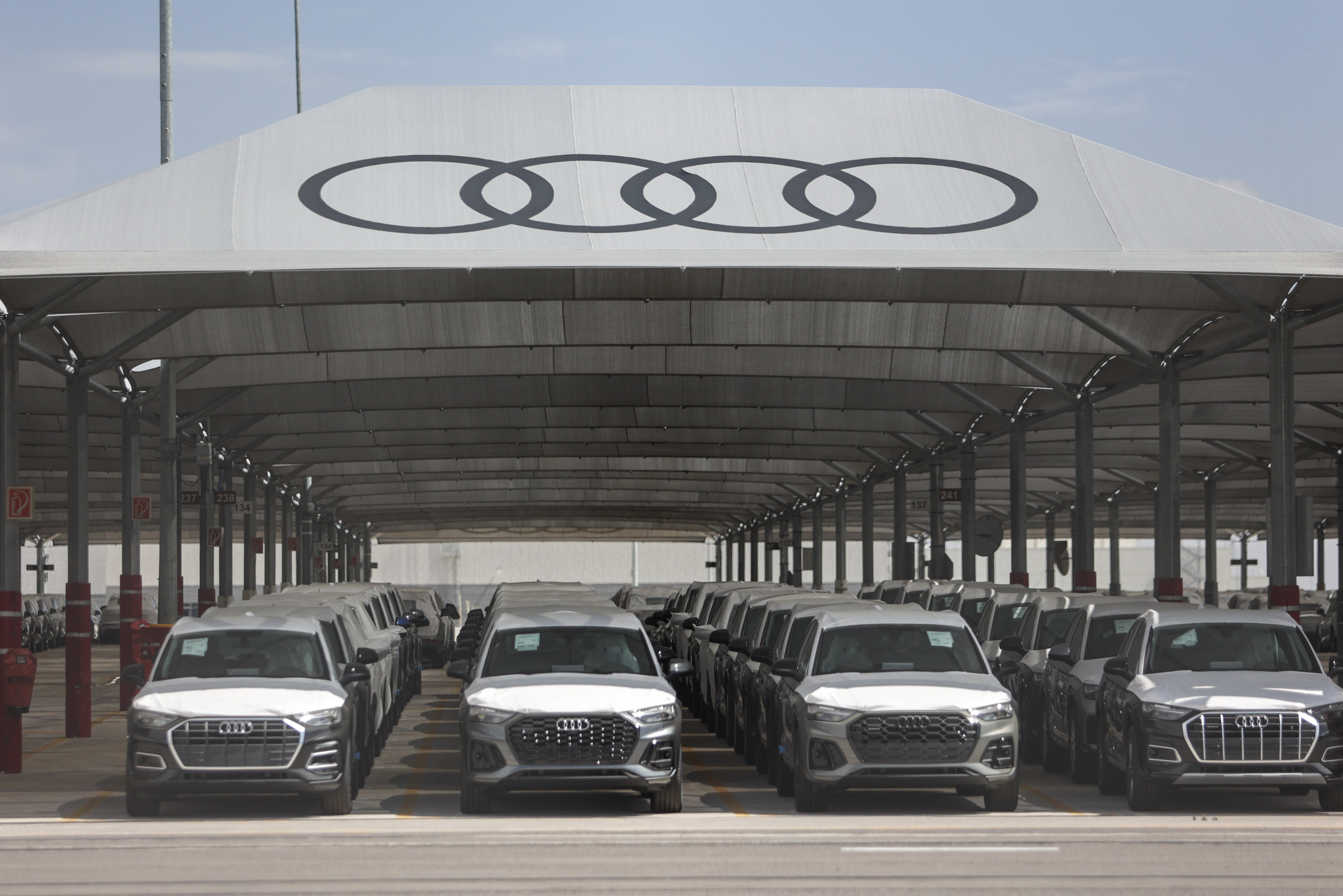 Aranceles impuestos por Estados Unidos ya golpea a AUDI Puebla