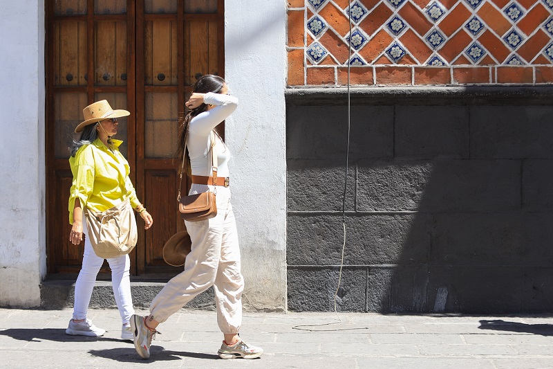 Sábado de gloria, con mucho calor y viento en Puebla