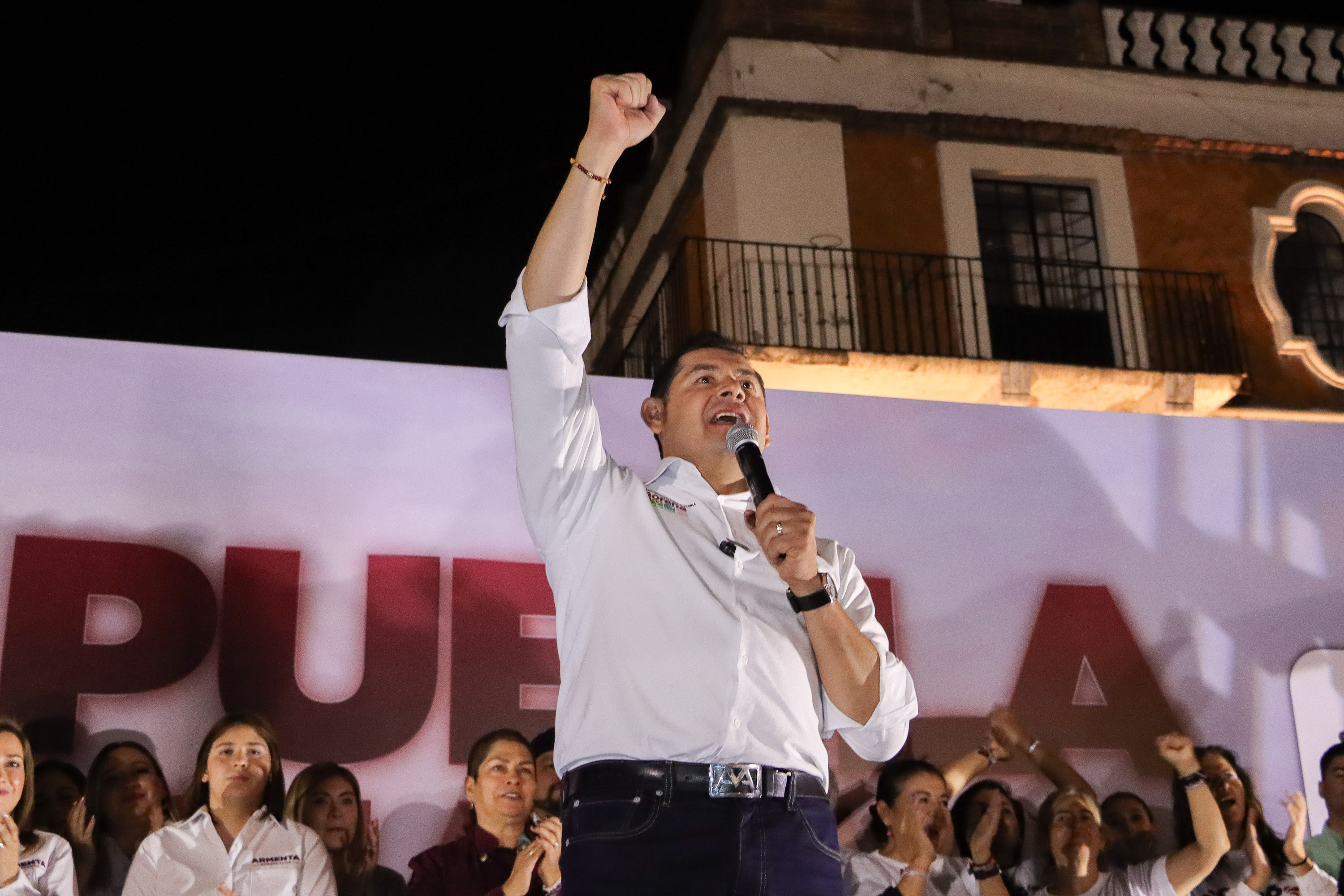 Armenta llama a luchar por el progreso, seguridad y justicia en Puebla