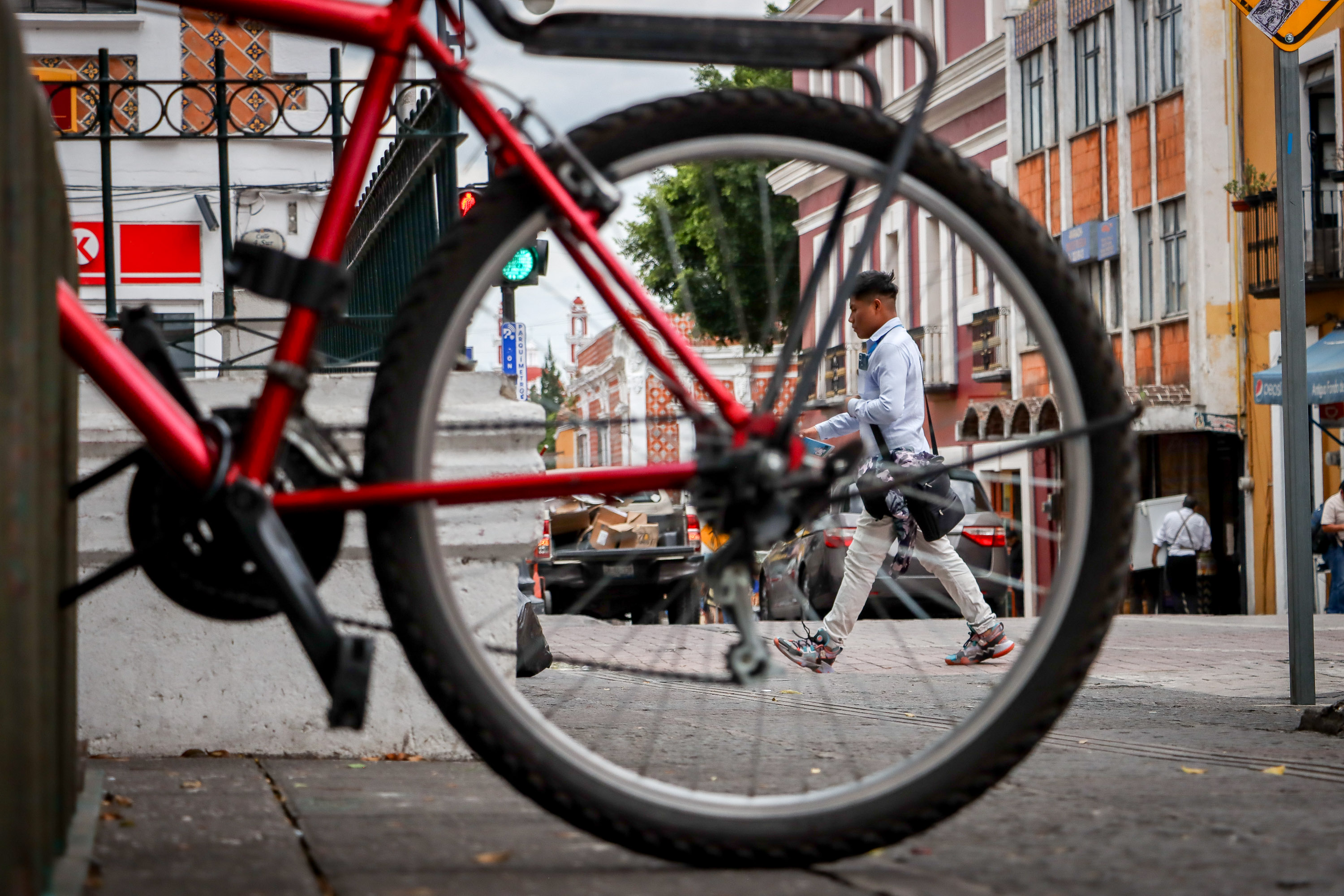 Bicicleta, igual a salud y medioambiente sobre ruedas