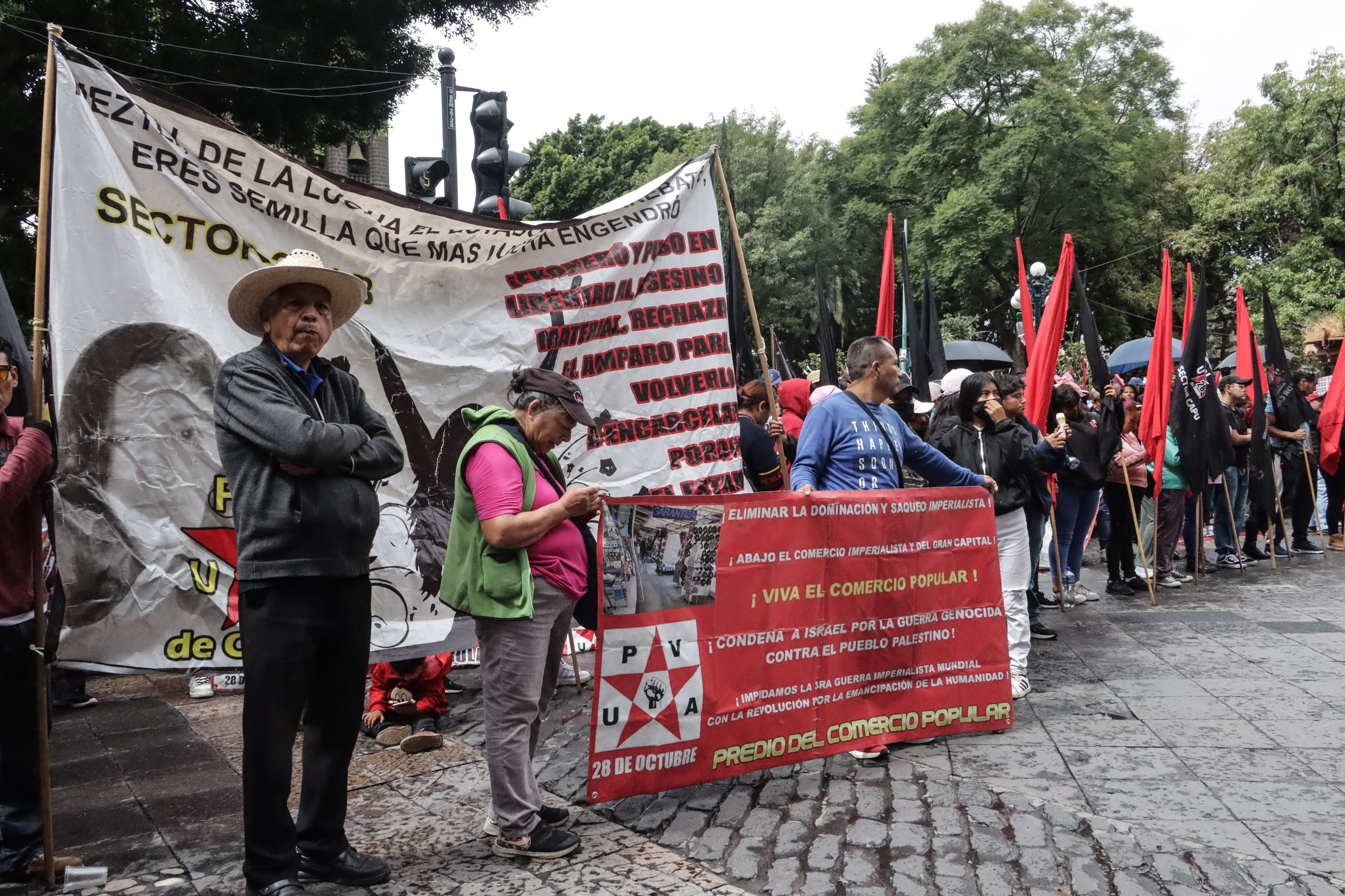 UPVA 28 de Octubre realiza manifestación por los 43 de Ayotzinapa