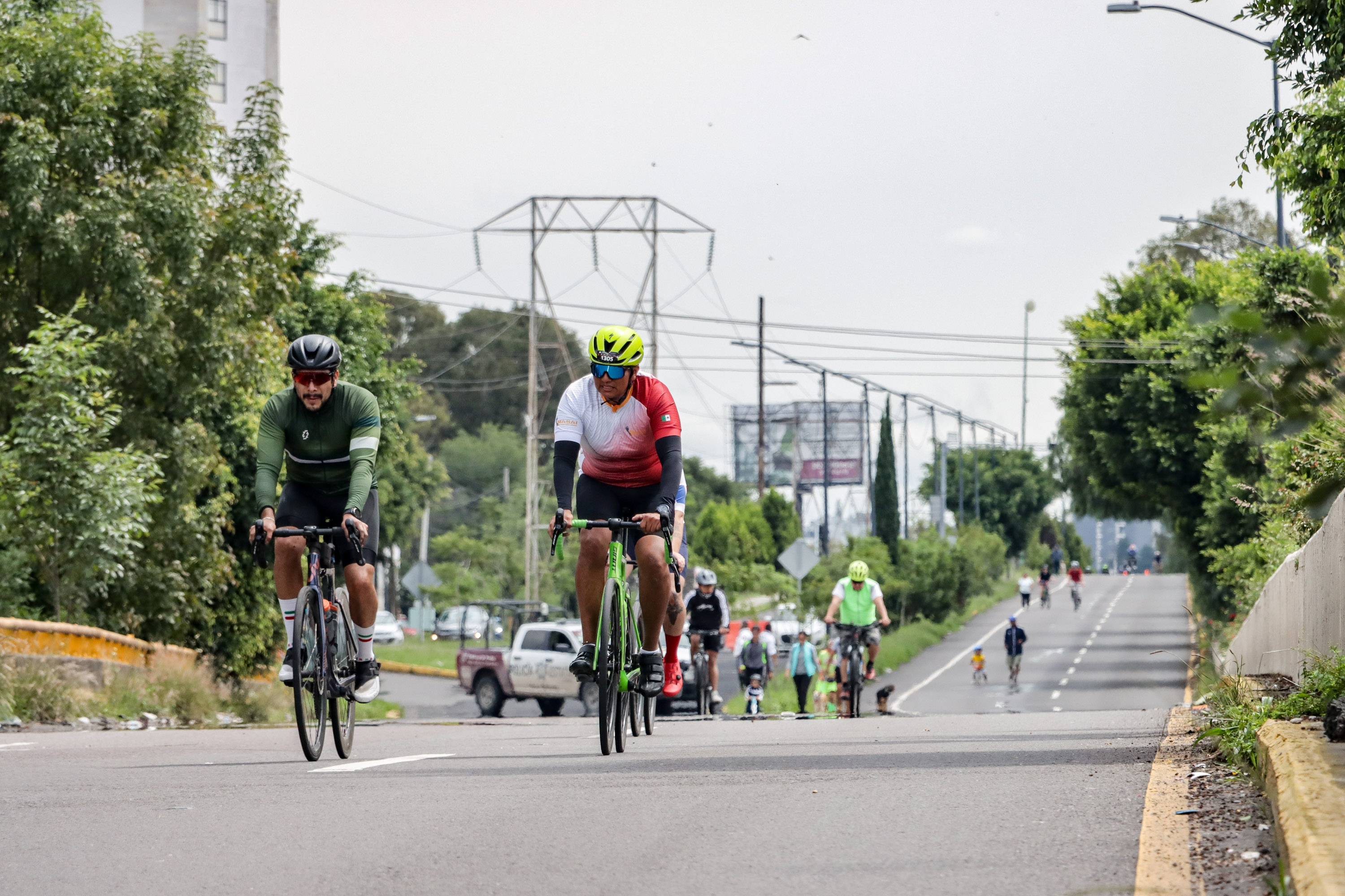 Miles de poblanos disfrutaron de la Vía Recreativa