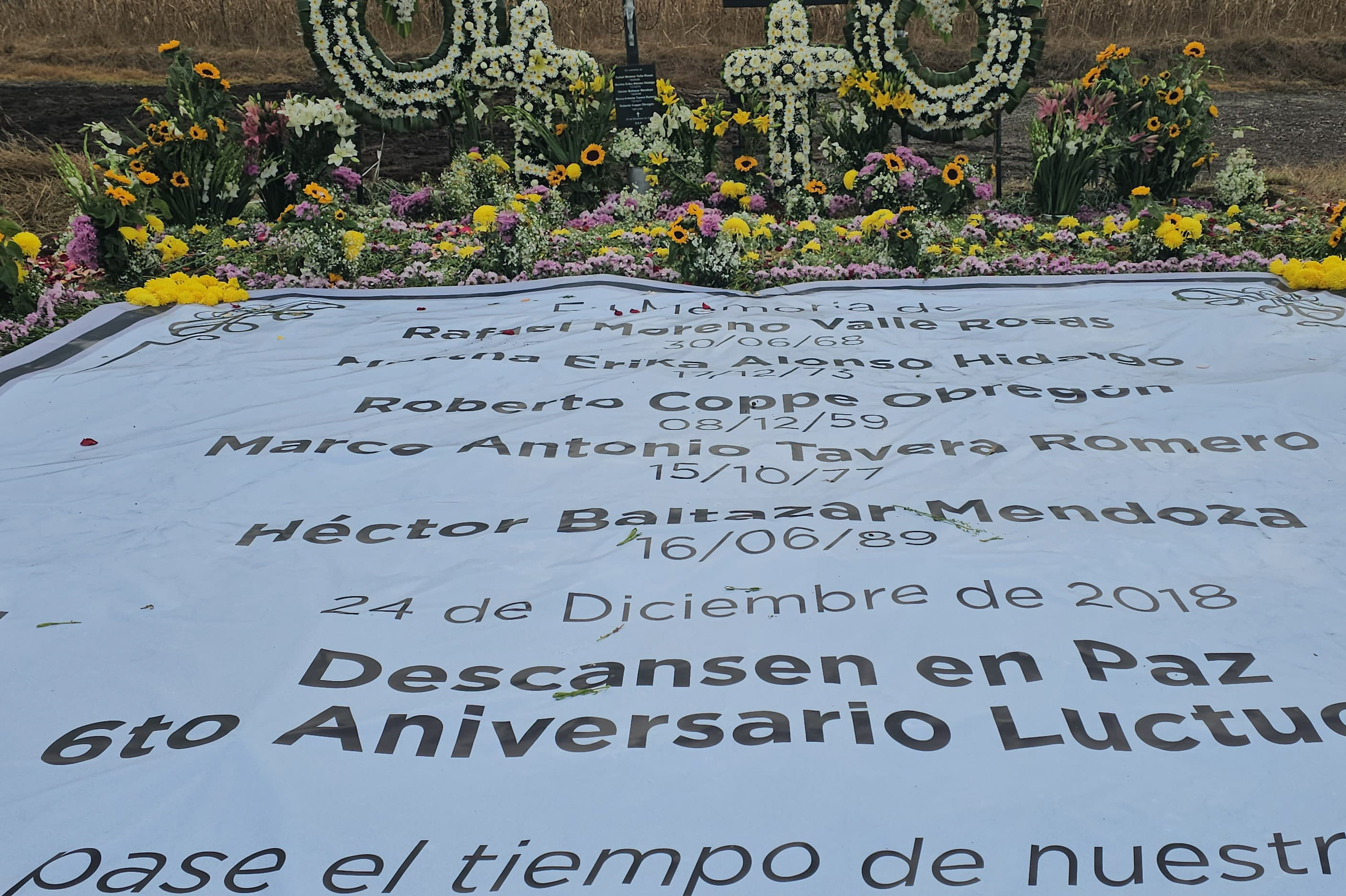 VIDEO Con ofrenda floral recuerdan a los Moreno Valle