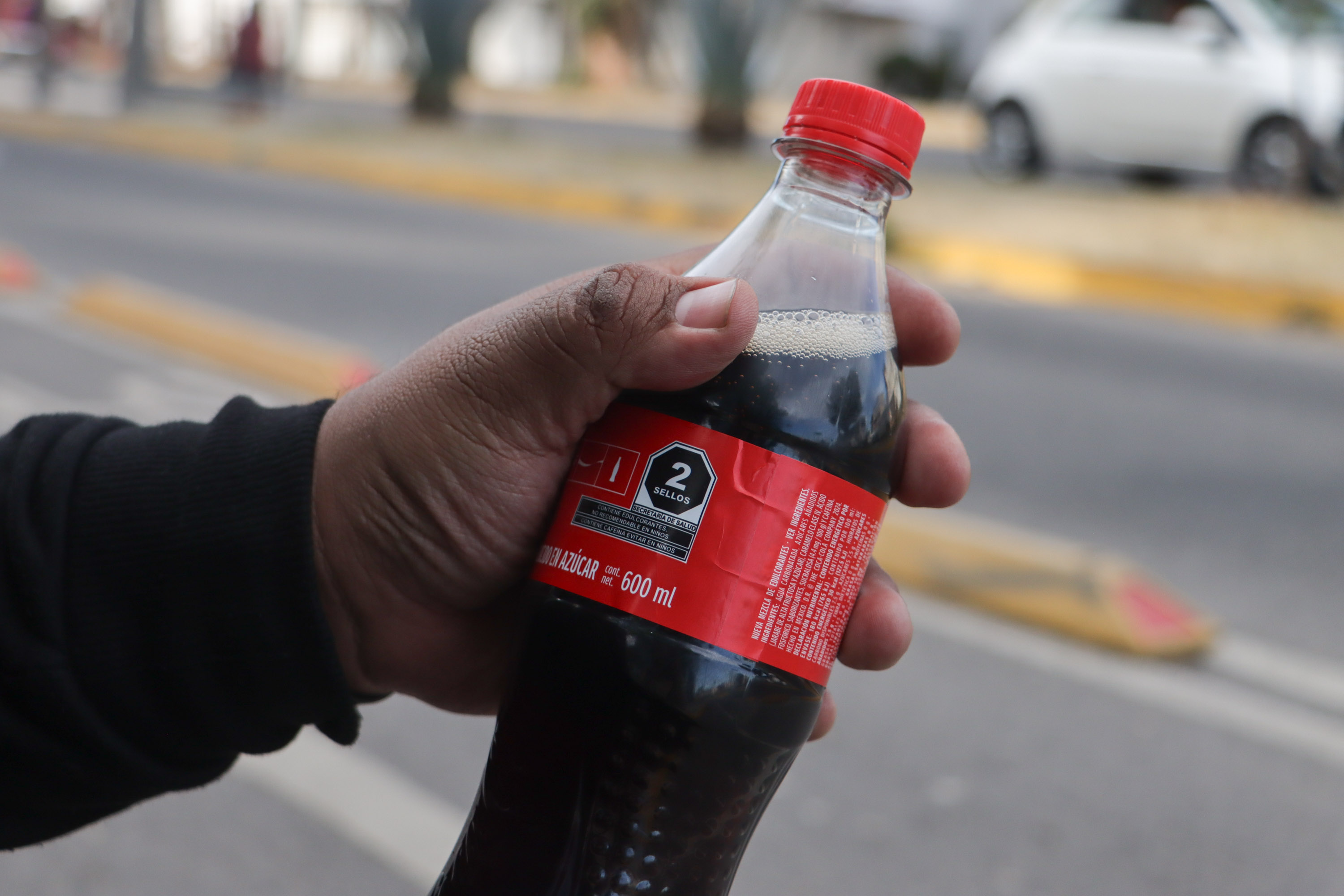 Consumo de refresco en exceso es causante de diabetes: Salud