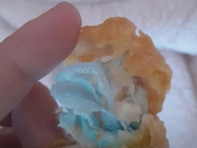 Indignante, niña encuentra cubrebocas dentro de su nugget de McDonalds