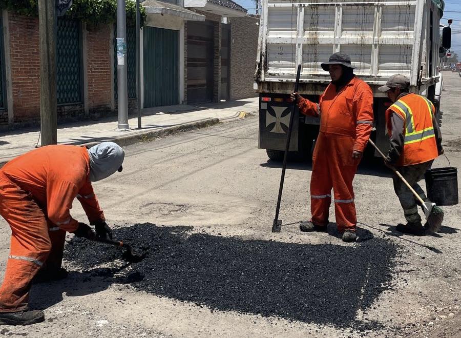VIDEO Mantiene ayuntamiento de Puebla Campaña Capitalina Bacheando