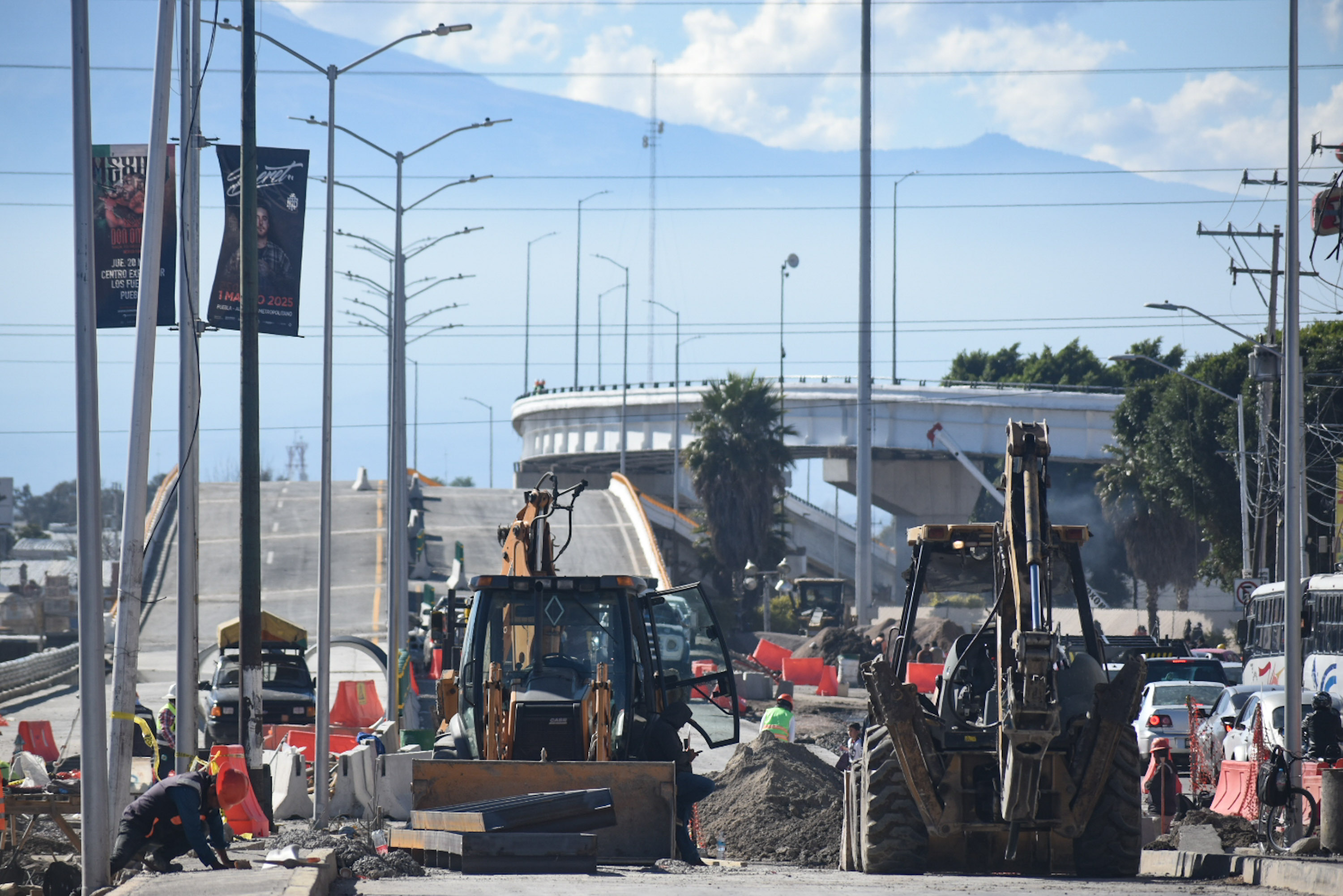 Avanzan los trabajos en el Distribuidor Vial Ejército de Oriente