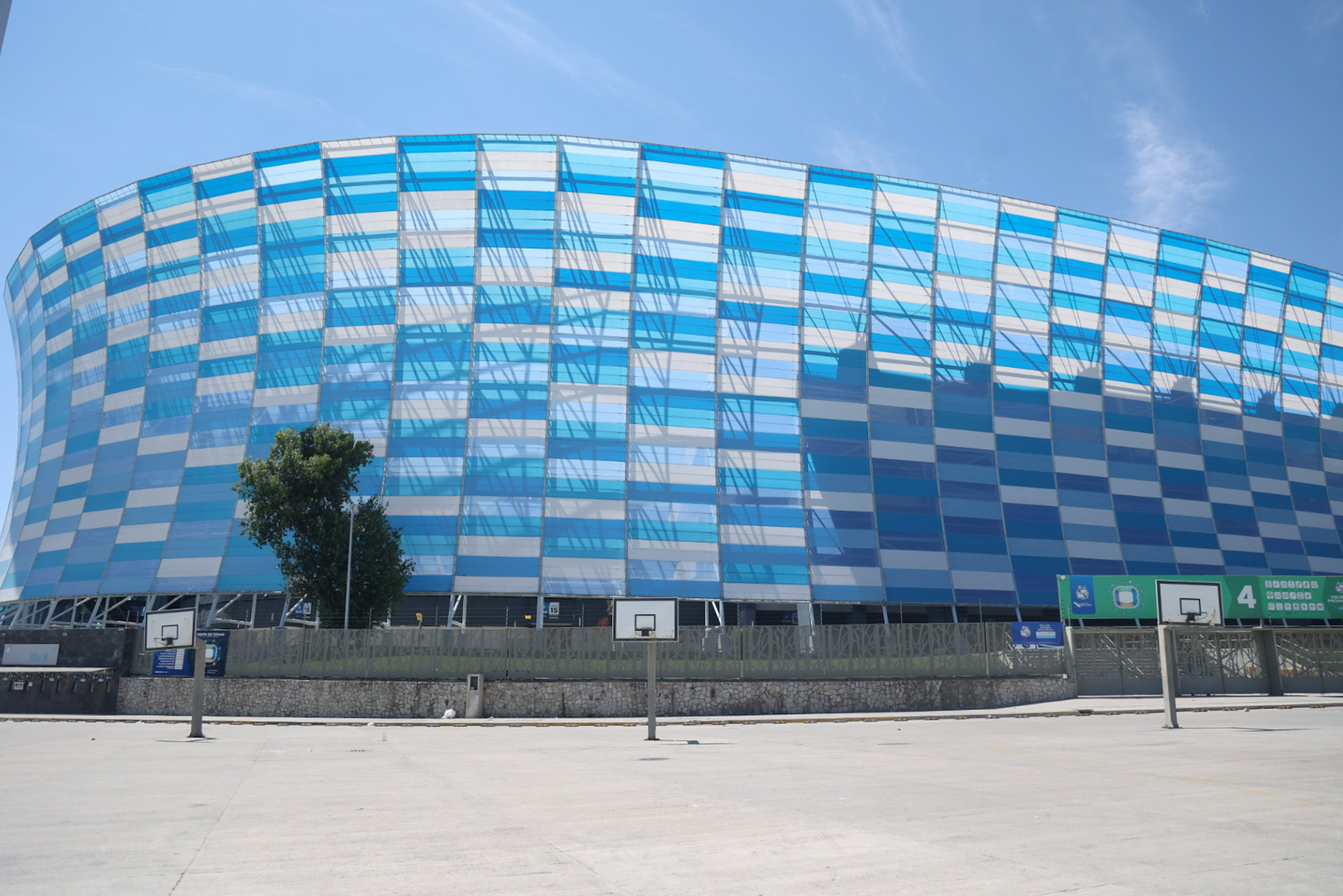 Exhorta Armenta a investigar red de prestanombres detrás del Club Puebla