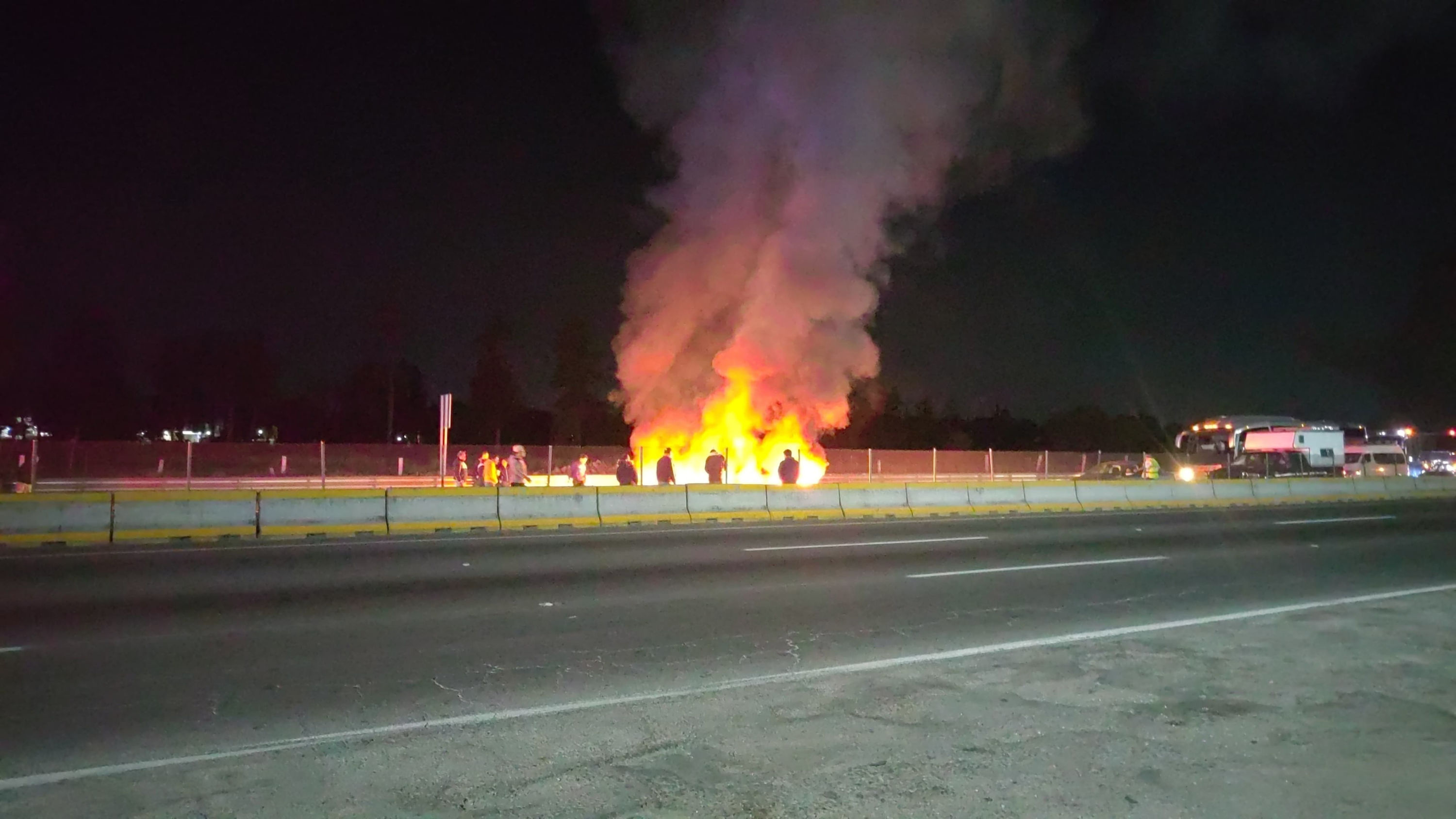 Se reabre la autopista México-Puebla tras retiro de manifestantes en Xoxtla
