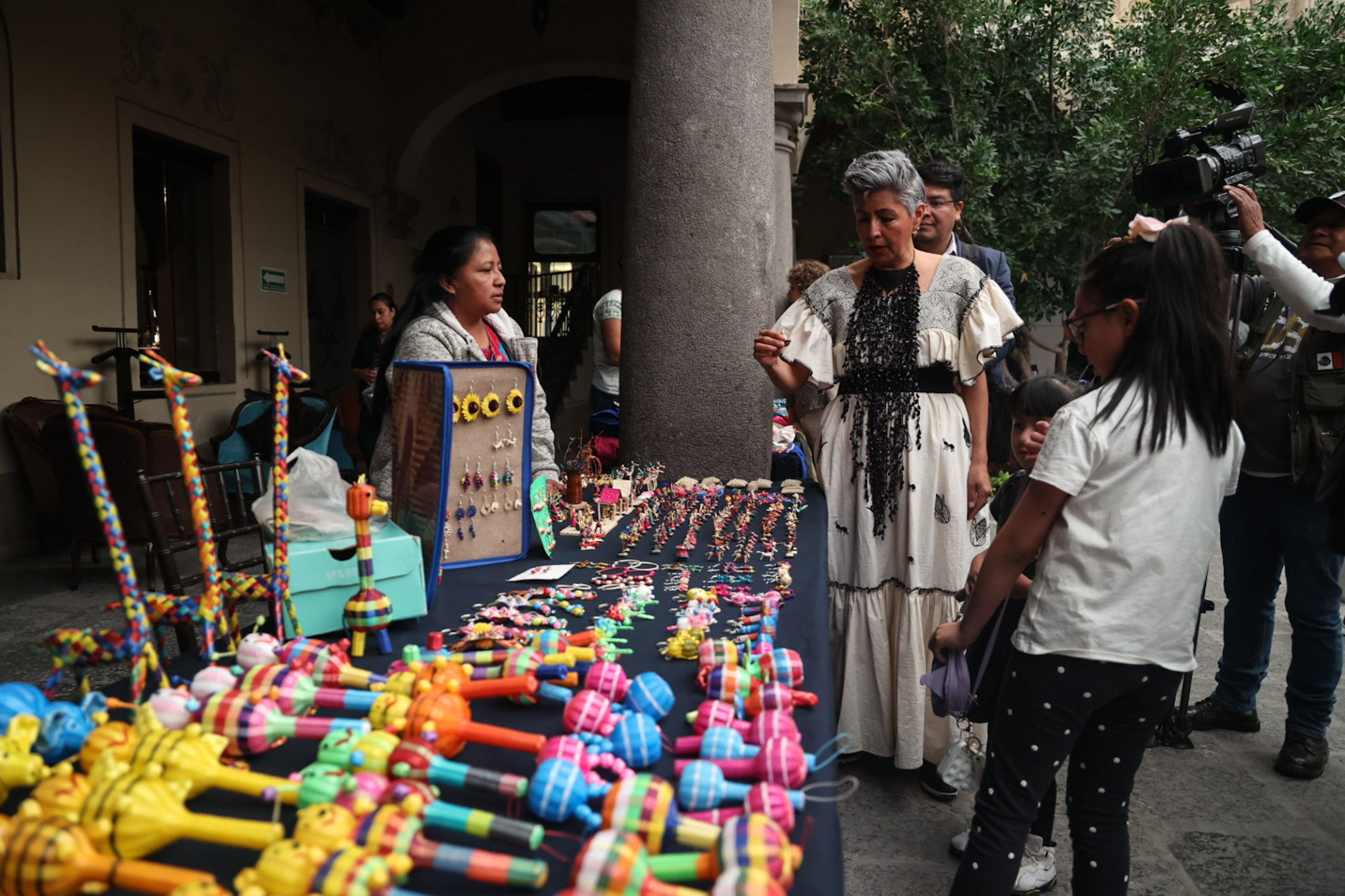 Malena Díaz inaugura exposición fotográfica La Trenza