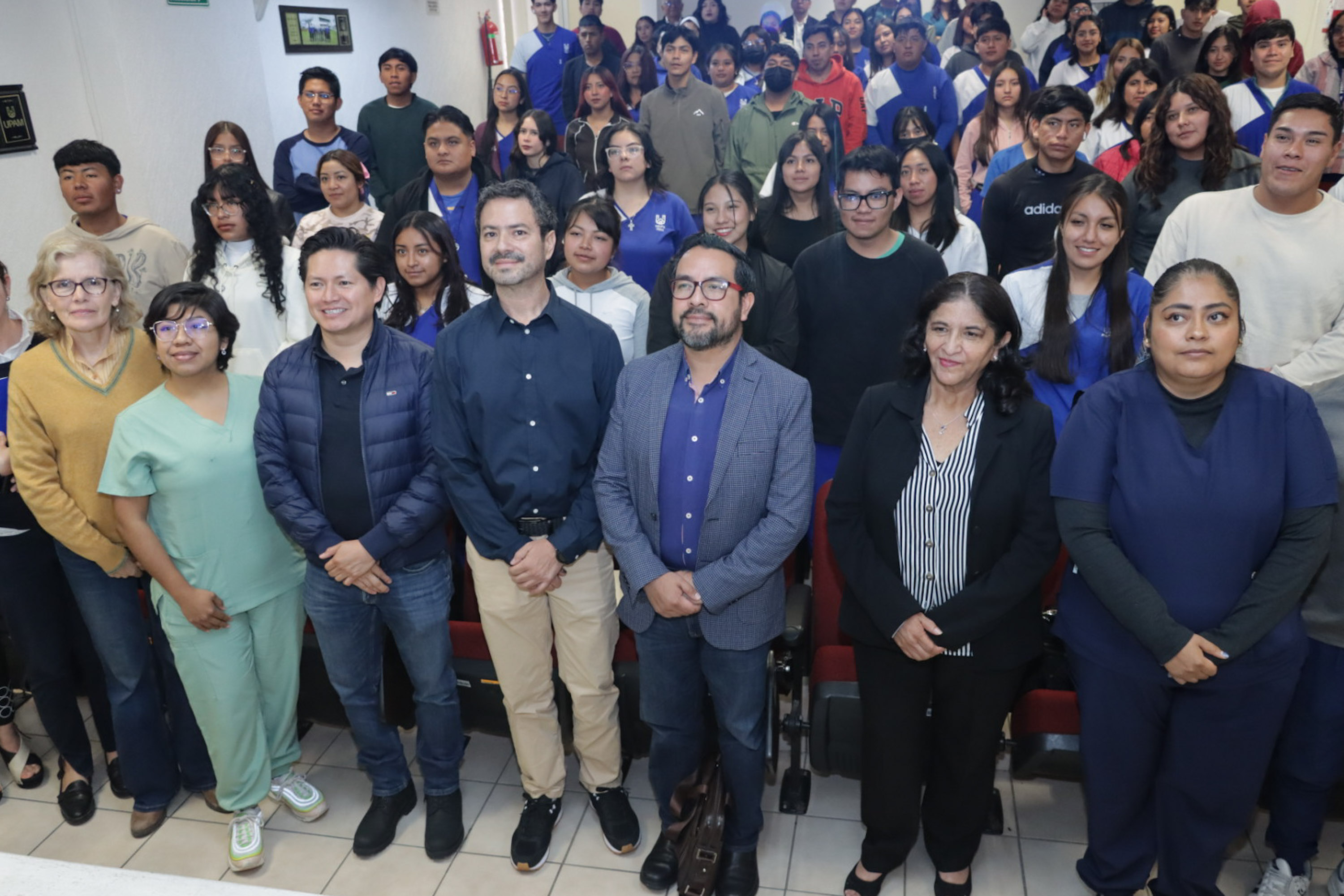 VIDEO Realizan Primer Simposio Nuevas Perspectivas en Fisioterapia
