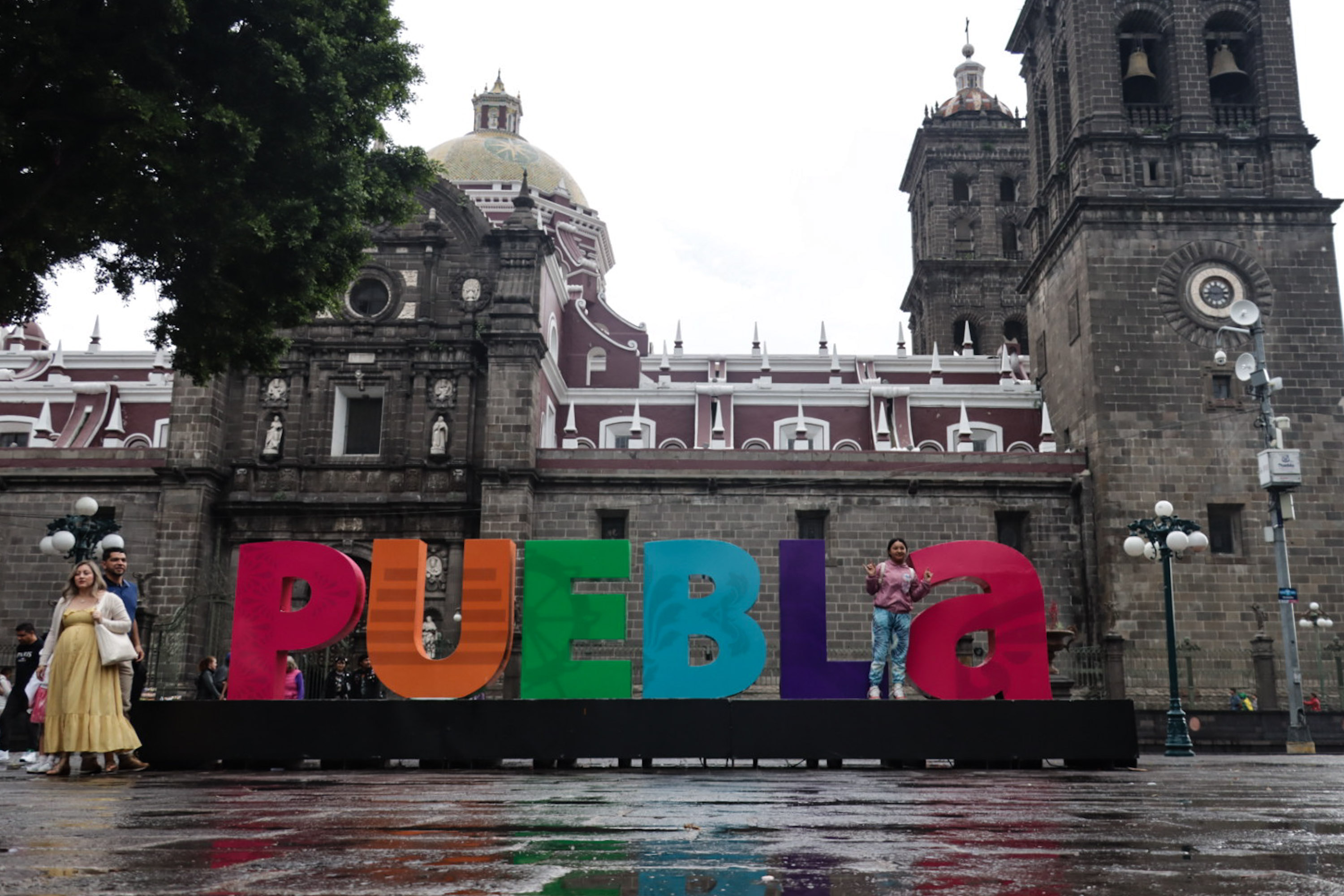 Letras del Zócalo de Puebla lucen con nueva imagen