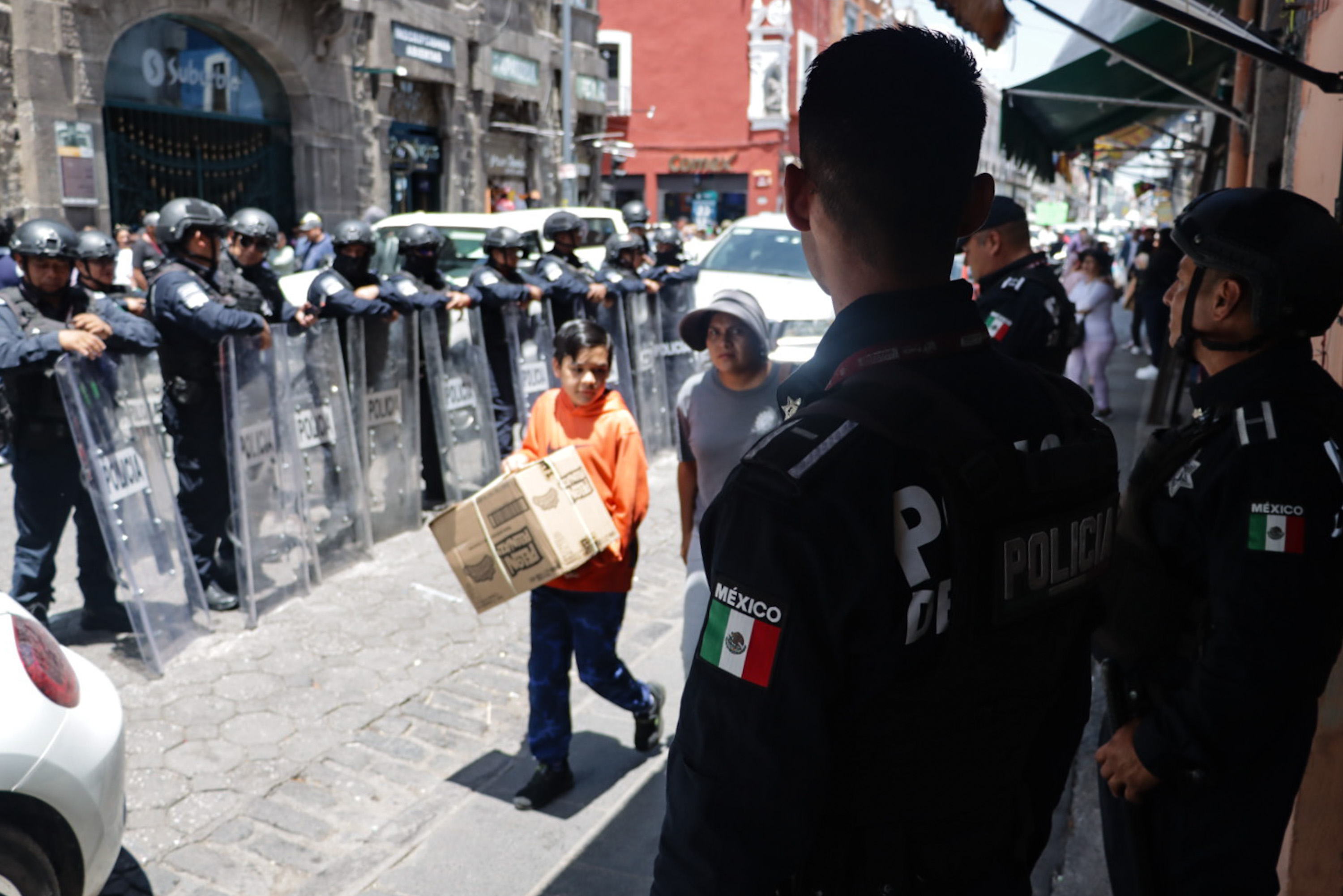 VIDEO Se mantiene Operativo contra ambulantes en el Centro Histórico de Puebla