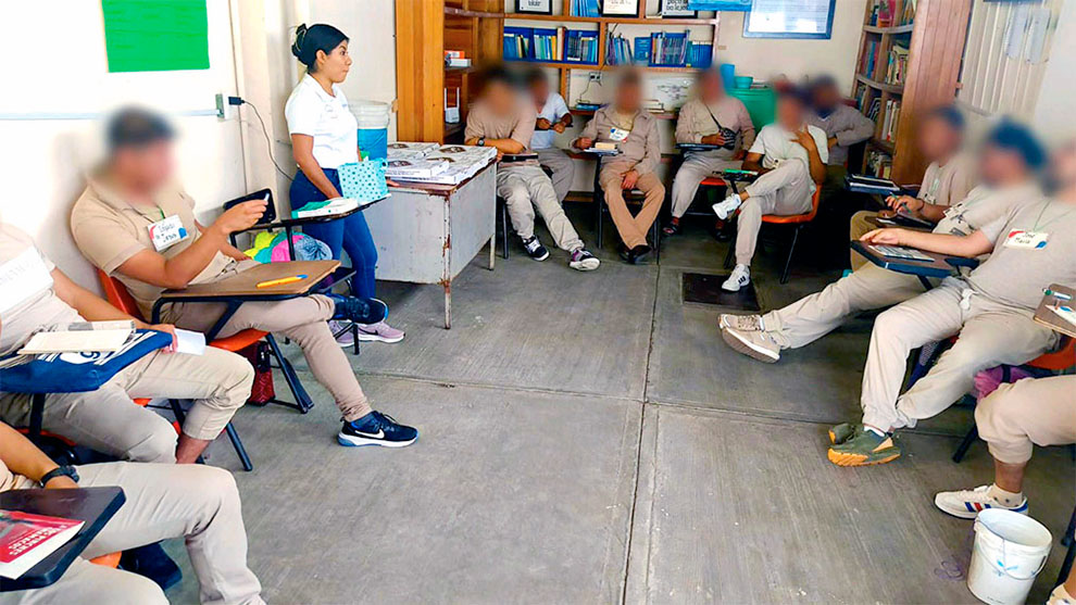 Universidad a distancia en centros penitenciarios, vía para la reinserción social