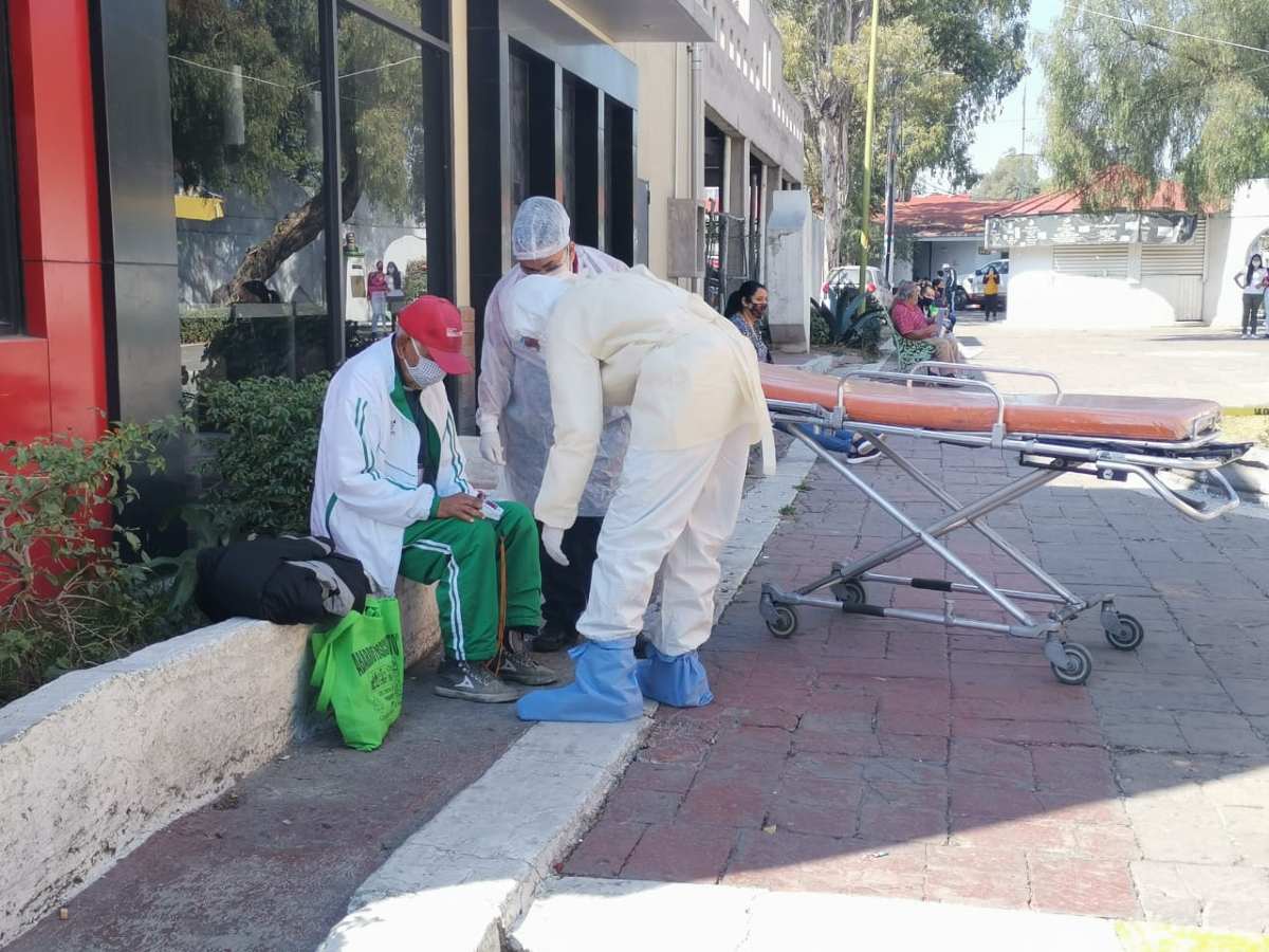 Familia abandona a abuelito por tener síntomas de Covid19