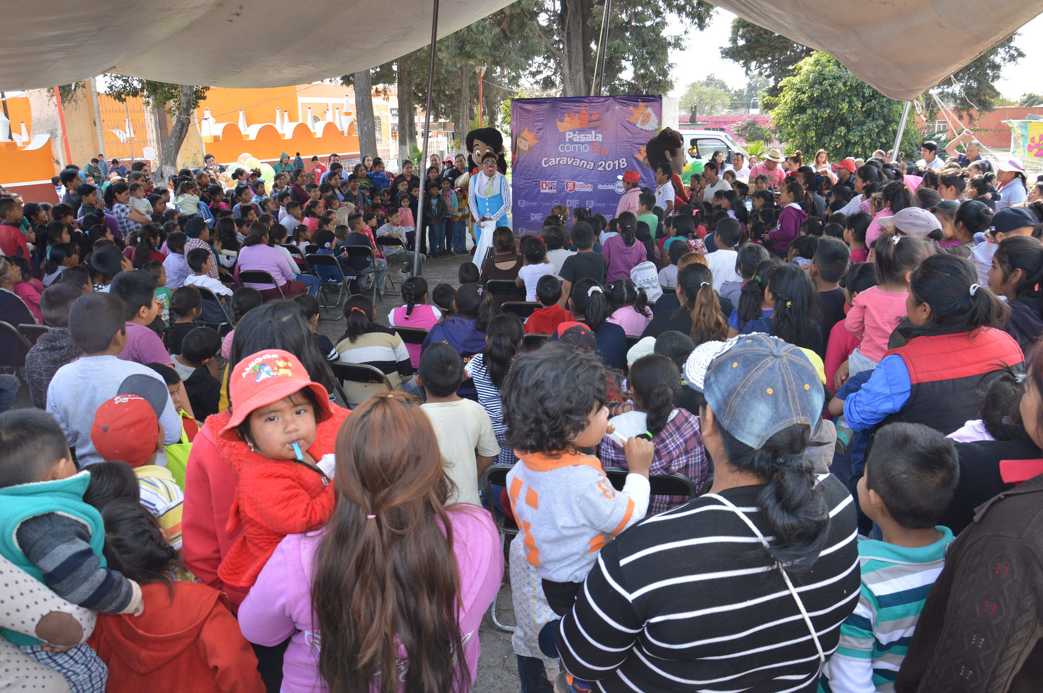 Partirán rosca y regalarán juguetes a niños de San Pedro