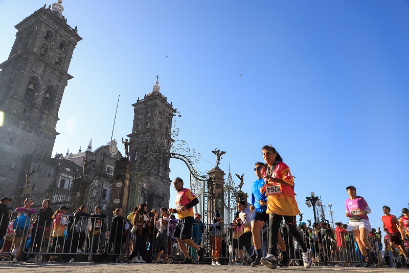 Julius Kibet gana cuarto maratón de Puebla al hilo; aquí los resultados