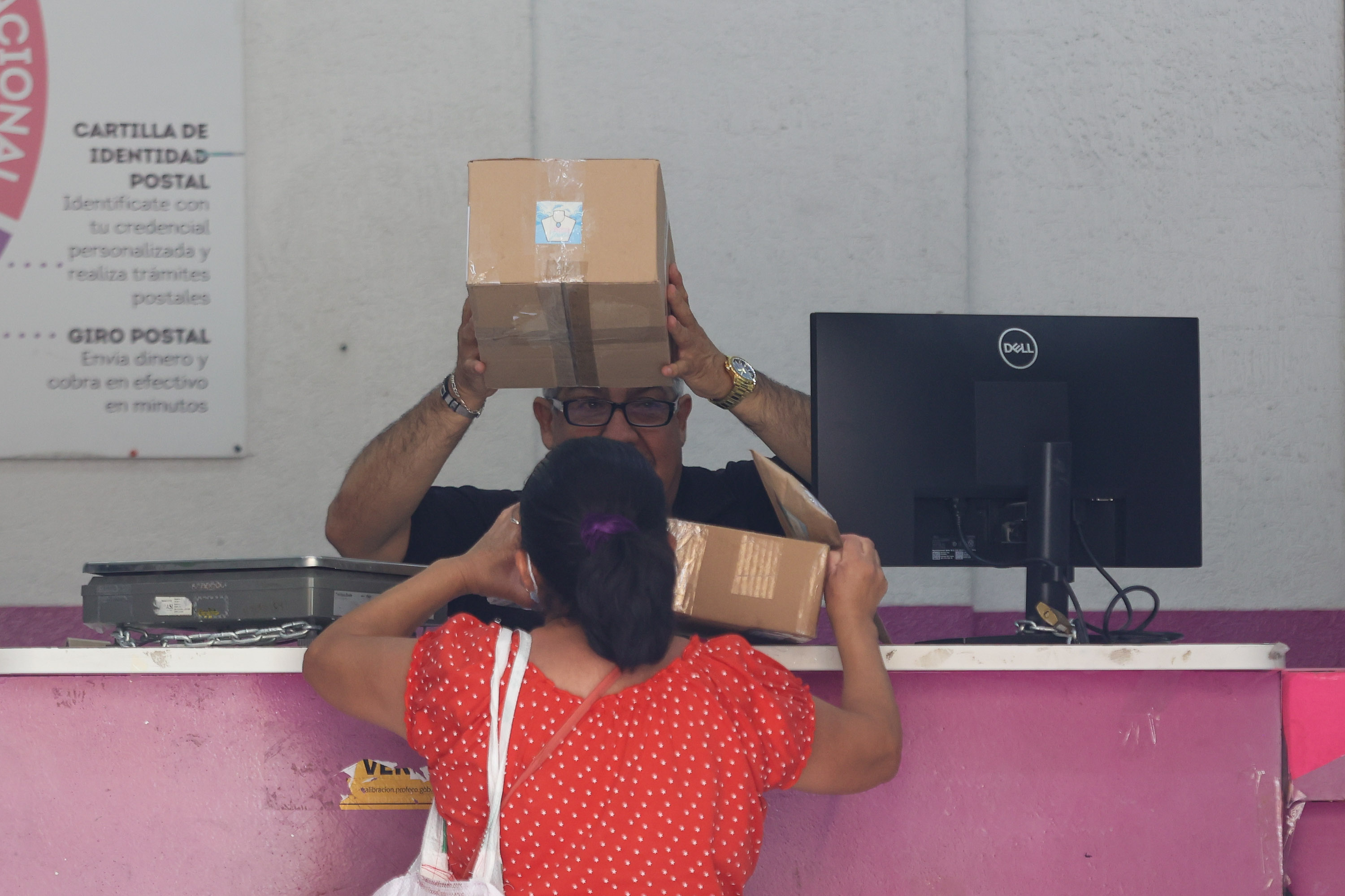 Correos de México en Puebla ya suspendió envío de paquetes a Estados Unidos