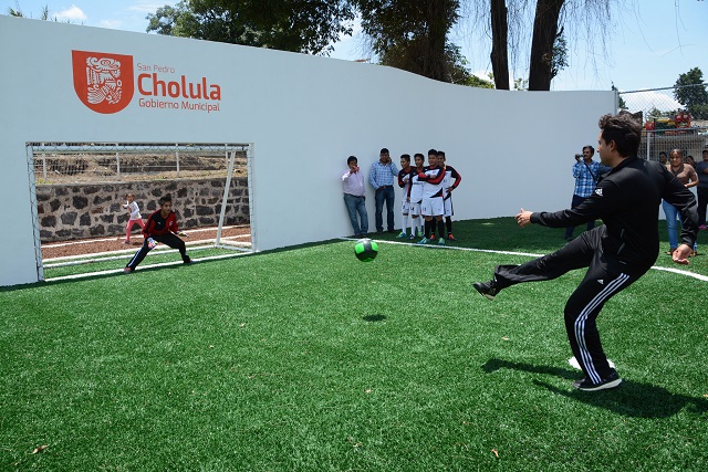 Inaugura edil de San Pedro Cholula obras deportivas por 4.4 mdp