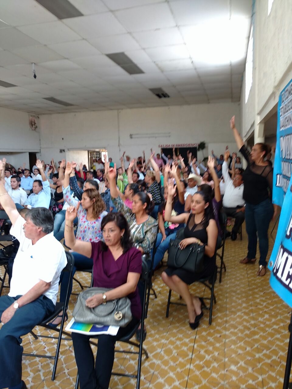 Reeligen a presidente de la CANACO Huauchinango en asamblea irregular