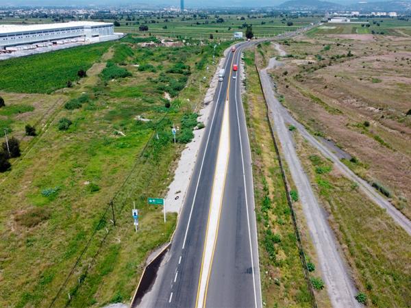 Con mercado y obra carretera, gobierno estatal impulsa desarrollo en Huejotzingo