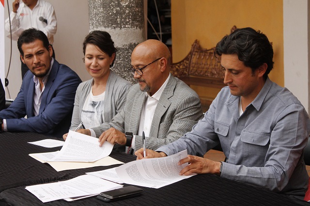 FROC-CROC y San Pedro Cholula firman convenio para ofrecer empleos