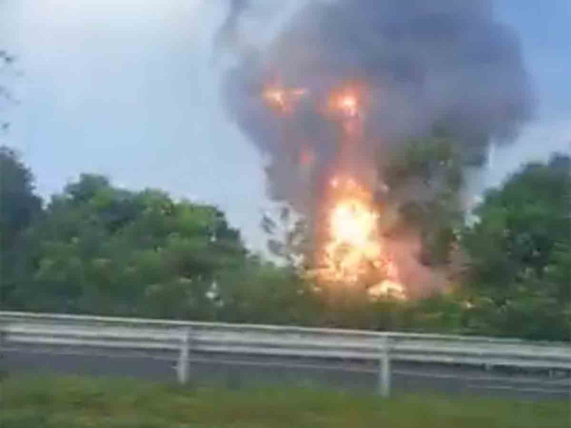 Al realizar quema controlada explota ducto de etano en Veracruz