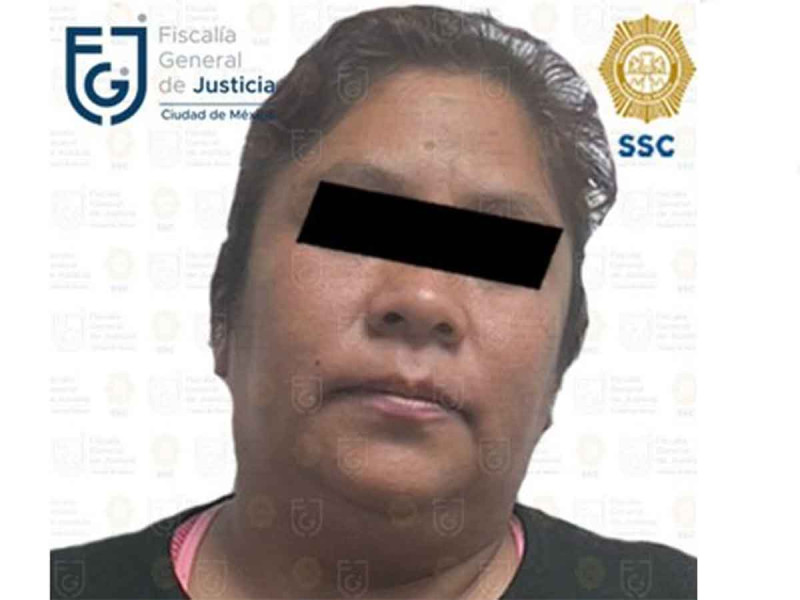 Detienen a mujer por arrojar aspa de plástico a vías del metro de la CDMX