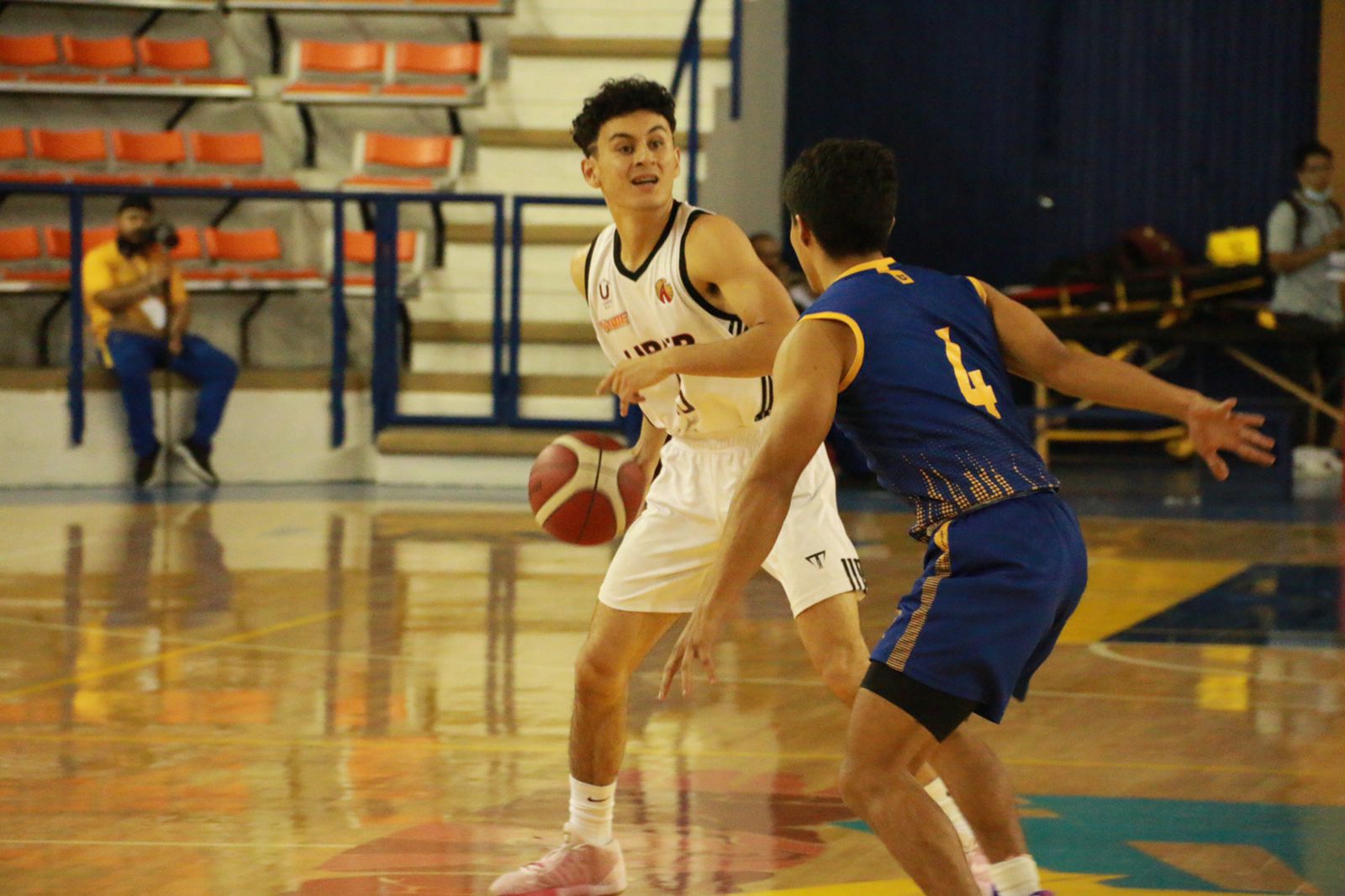 Por el cierre dorado los equipos de básquetbol UPAEP en la Universiada