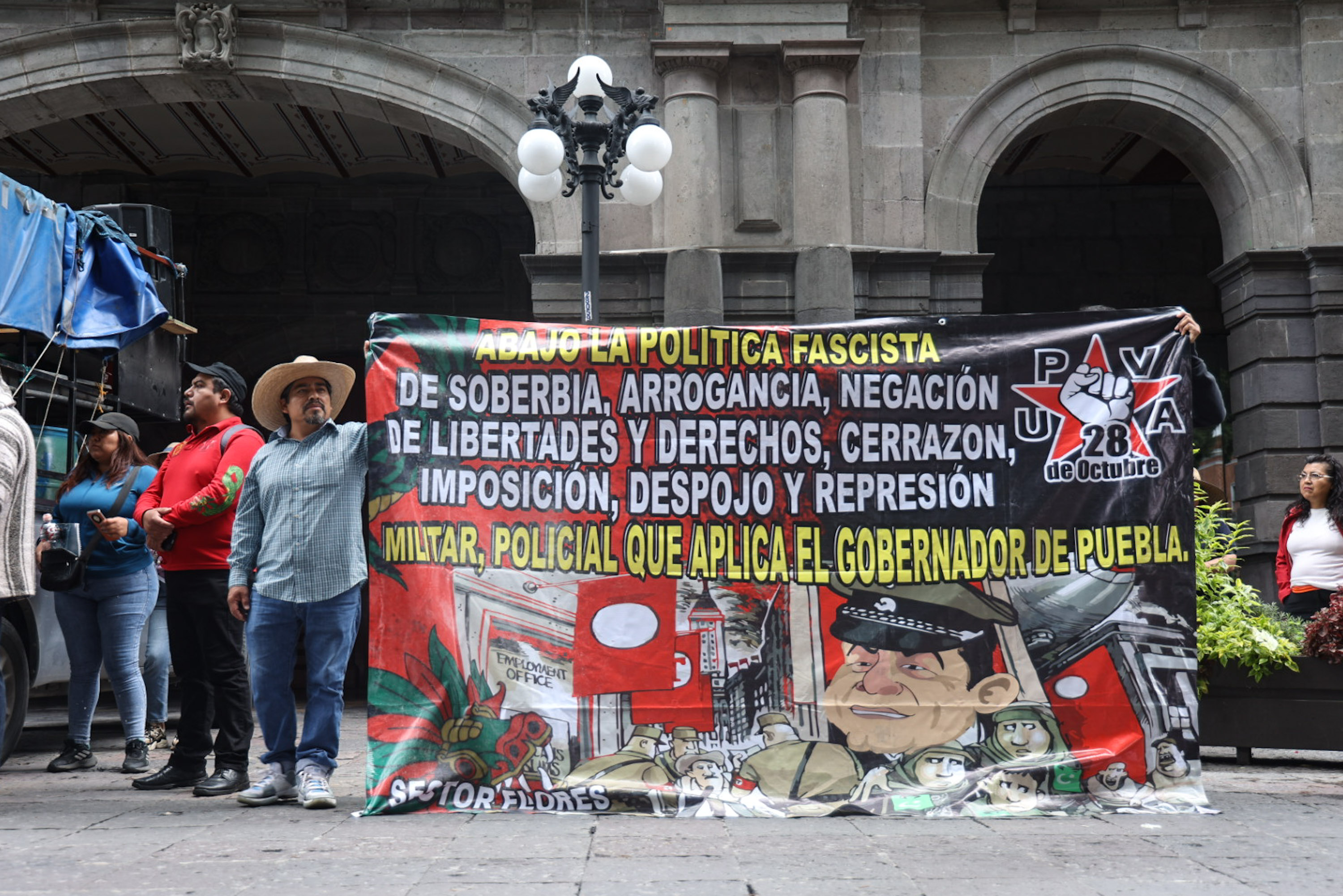 Por movilizaciones de la “28 de Octubre”, hay caos vial en Puebla Capital