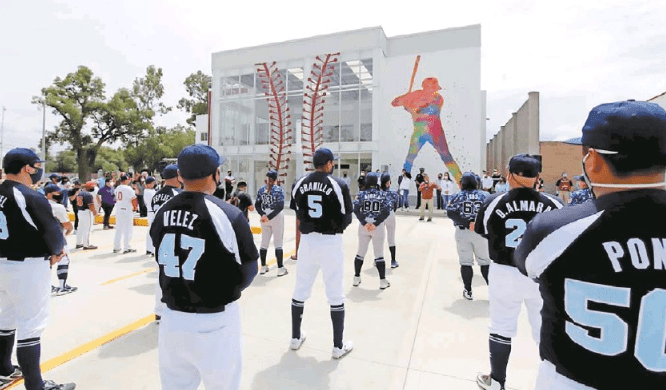 Escuela de béisbol de AMLO costó 70 mdp en Texcoco