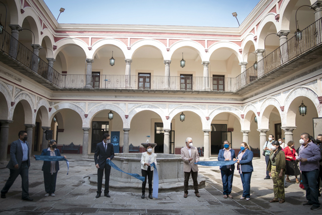 Cedillo entrega a Facultad de Psicología Edificio San Jerónimo