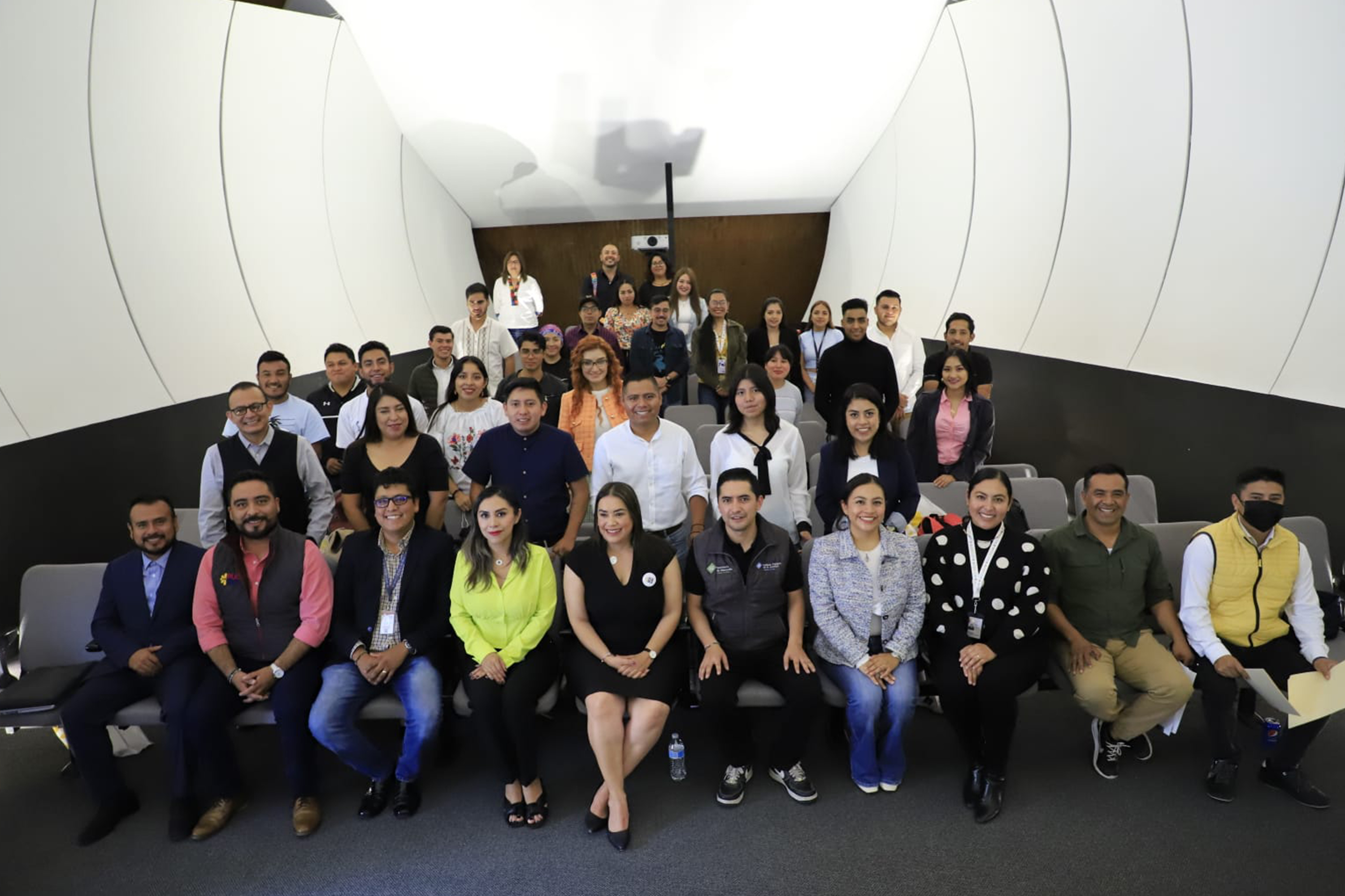 Promueve Turismo encuentro con jóvenes emprendedores