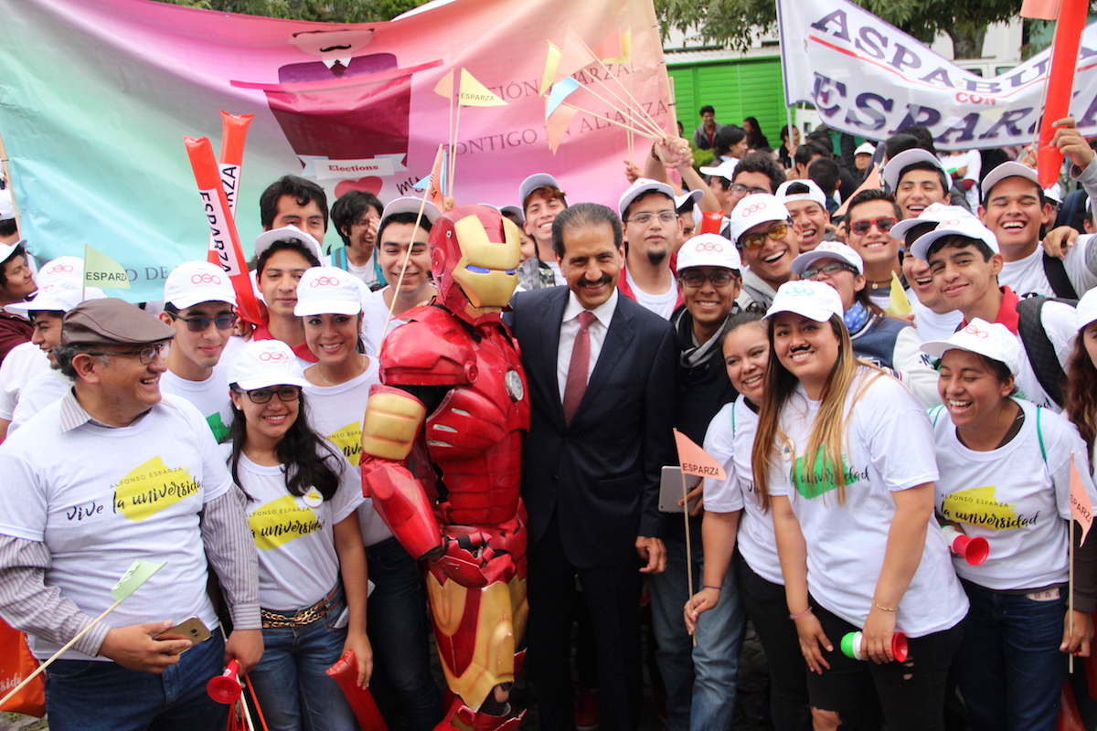 Esparza pide apostar por innovación y calidad en la BUAP