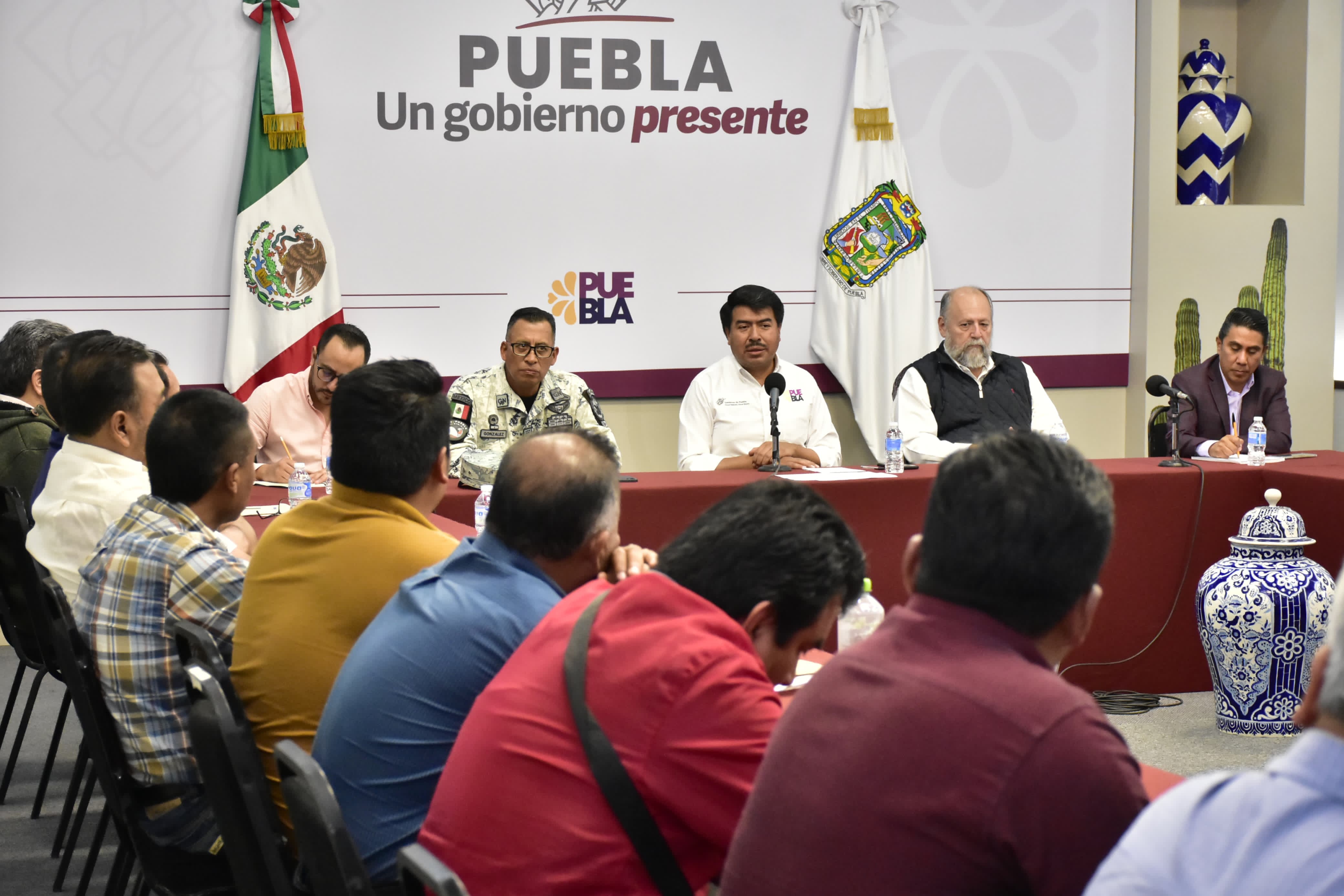Fortalecer seguridad en la carretera Tehuacán-Azumbilla, los acuerdos entre Puebla y Veracruz  